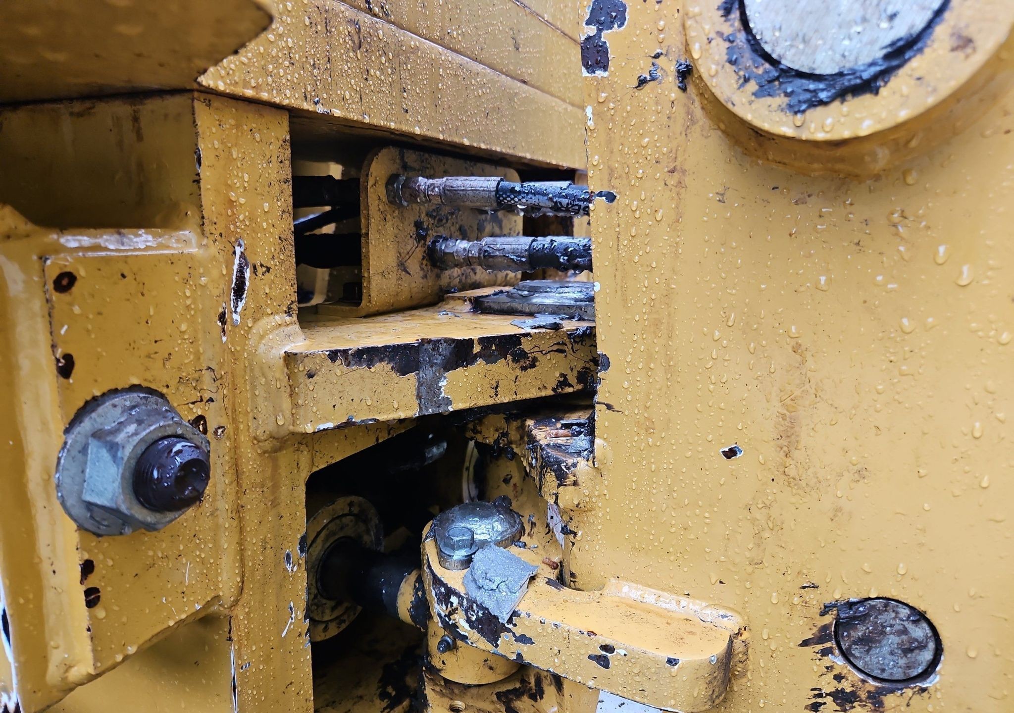 gallery 2014 Vermeer RTX1250 cable plow