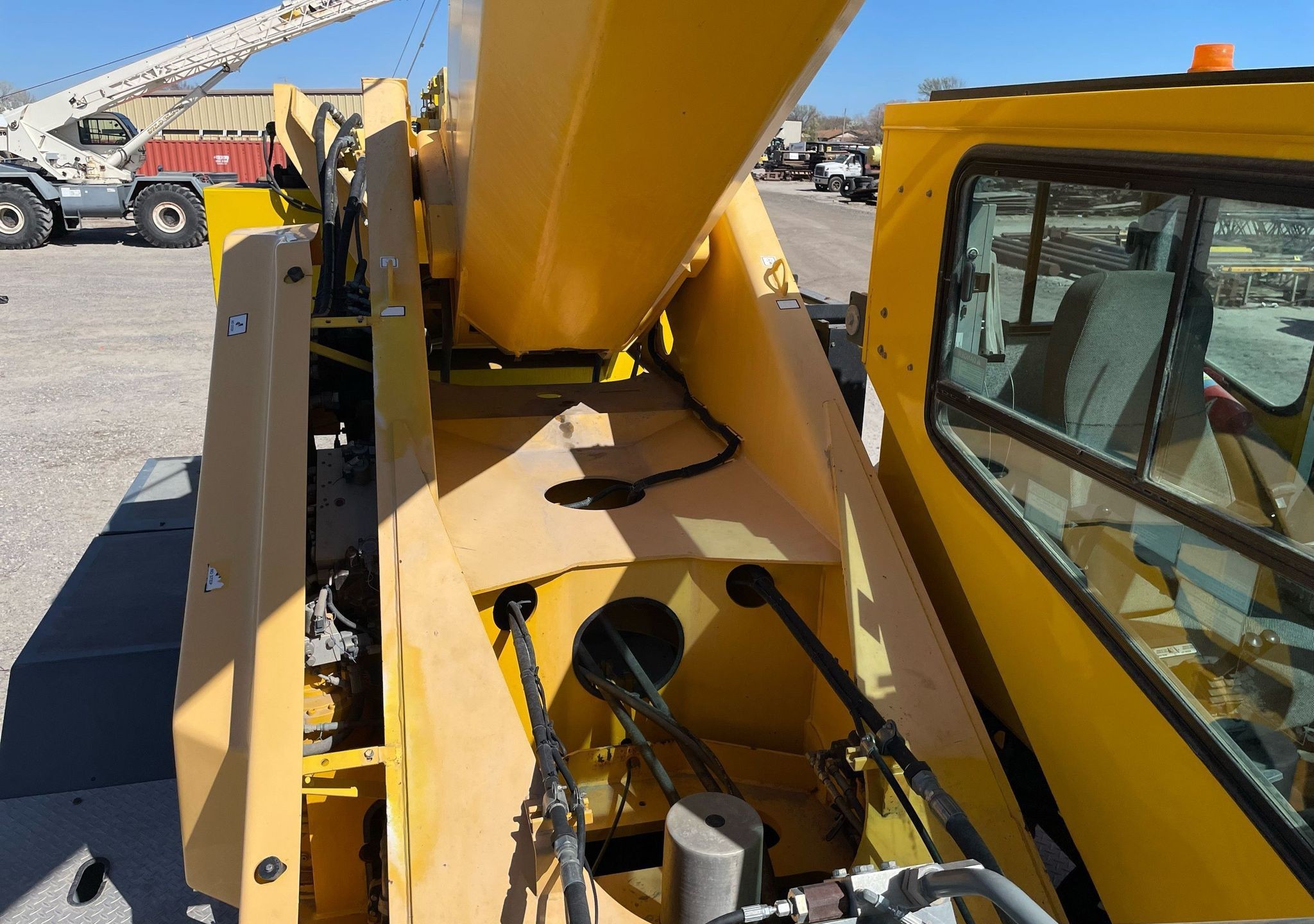 gallery 2007 Grove RT875E crane
