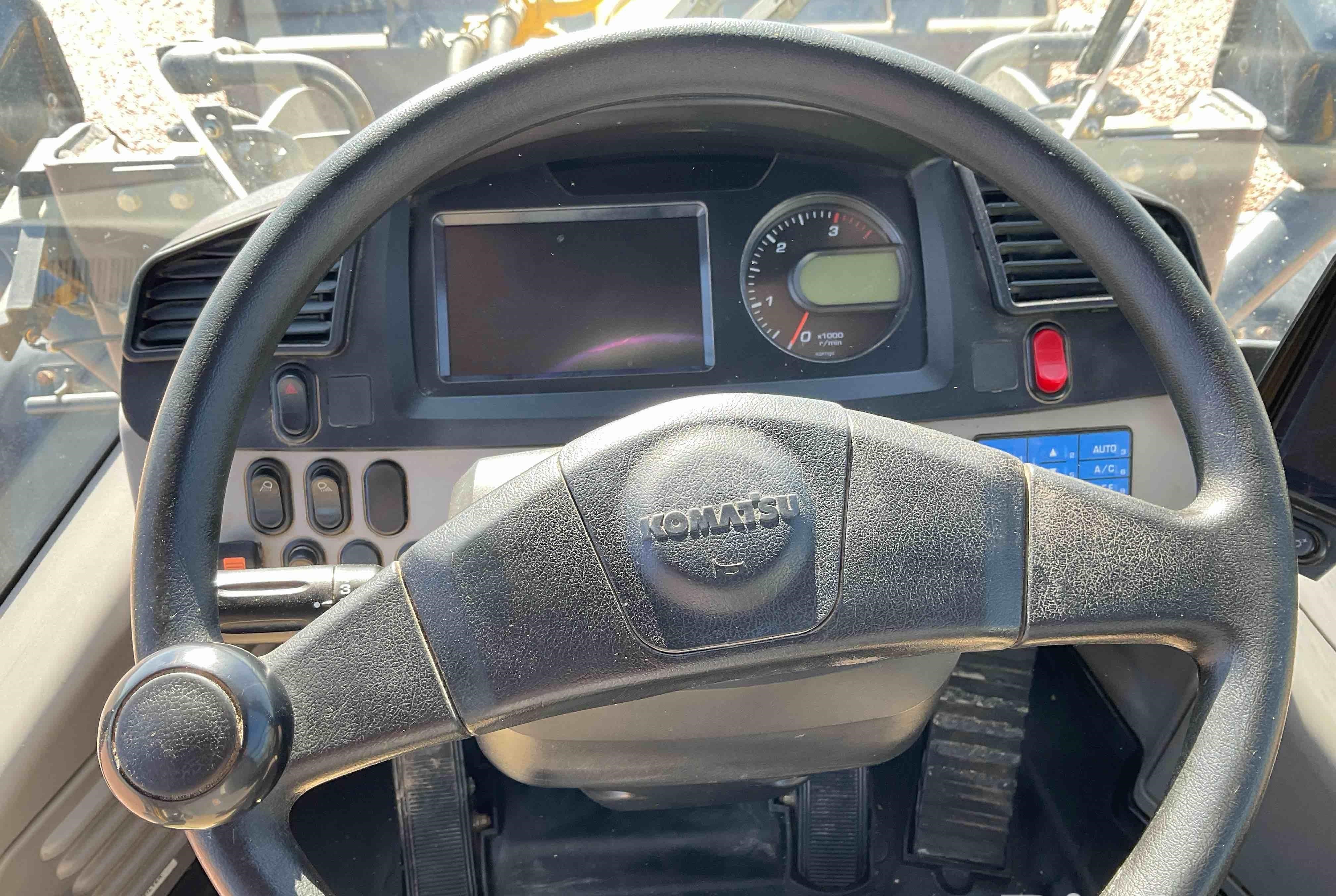 gallery 2019 Komatsu WA270-8 Wheel Loader