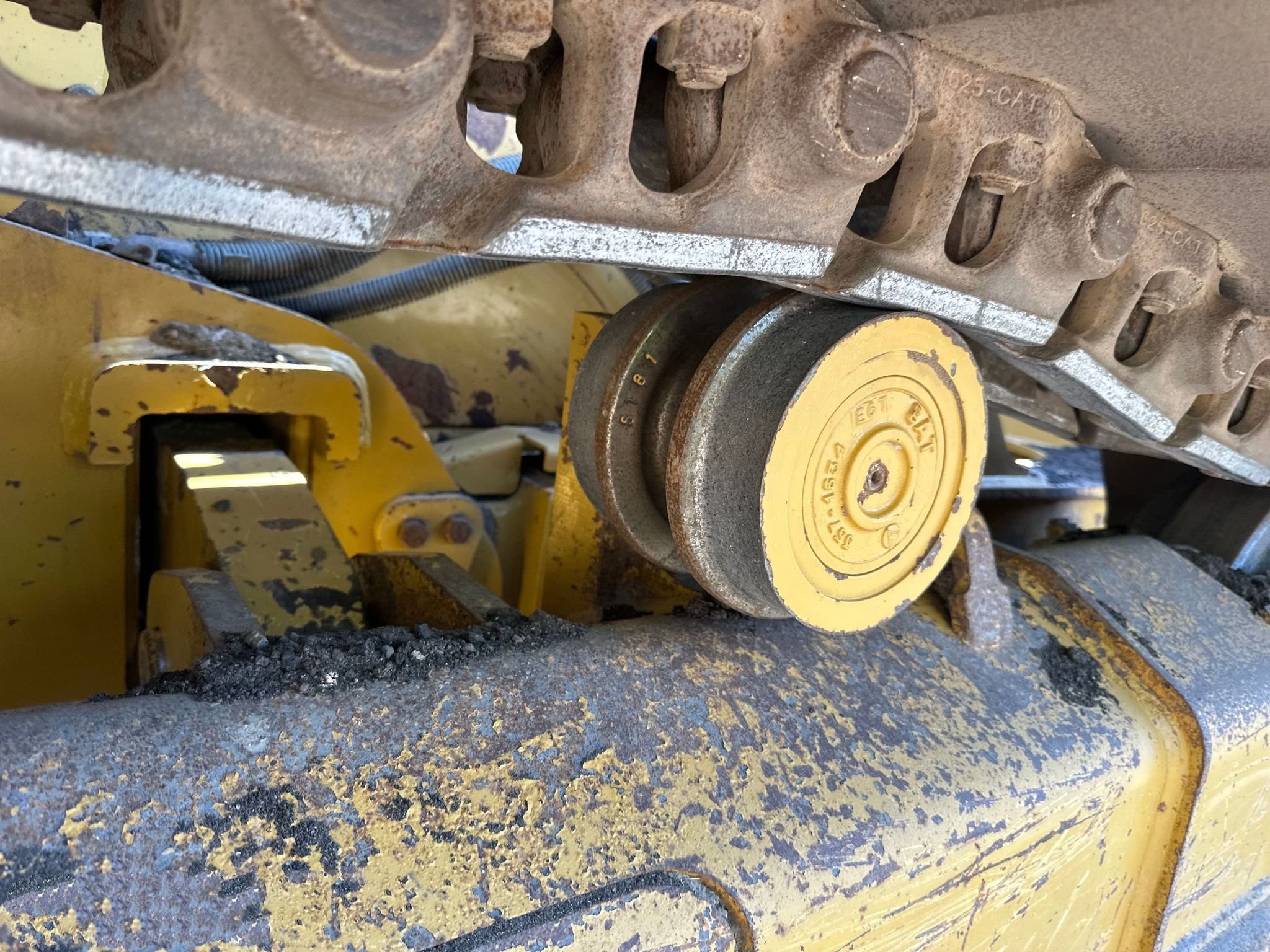 gallery 2016 Caterpillar D6K2 LGP dozer