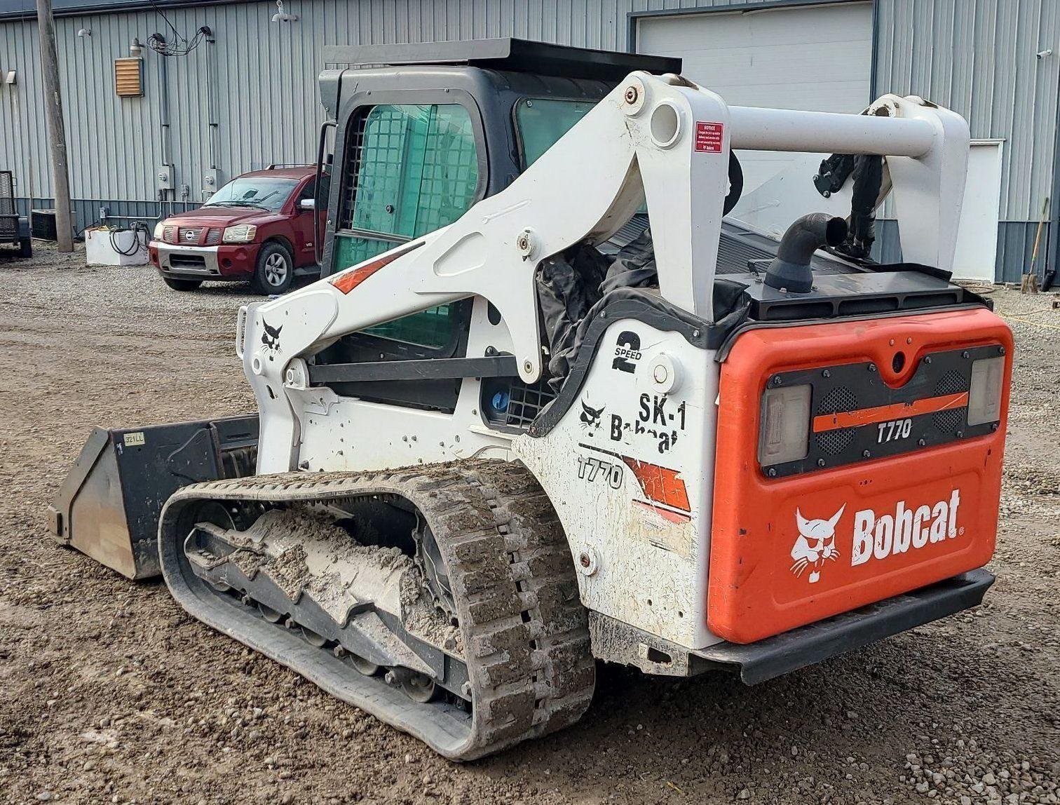 gallery 2019 Bobcat T770 tracked skid steer loader