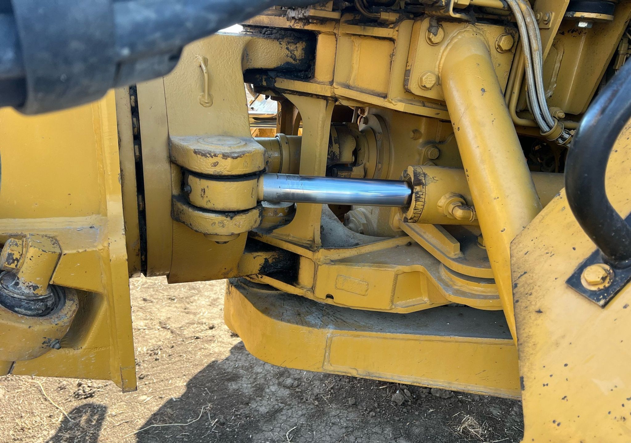 gallery 2002 Caterpillar 730 haul truck