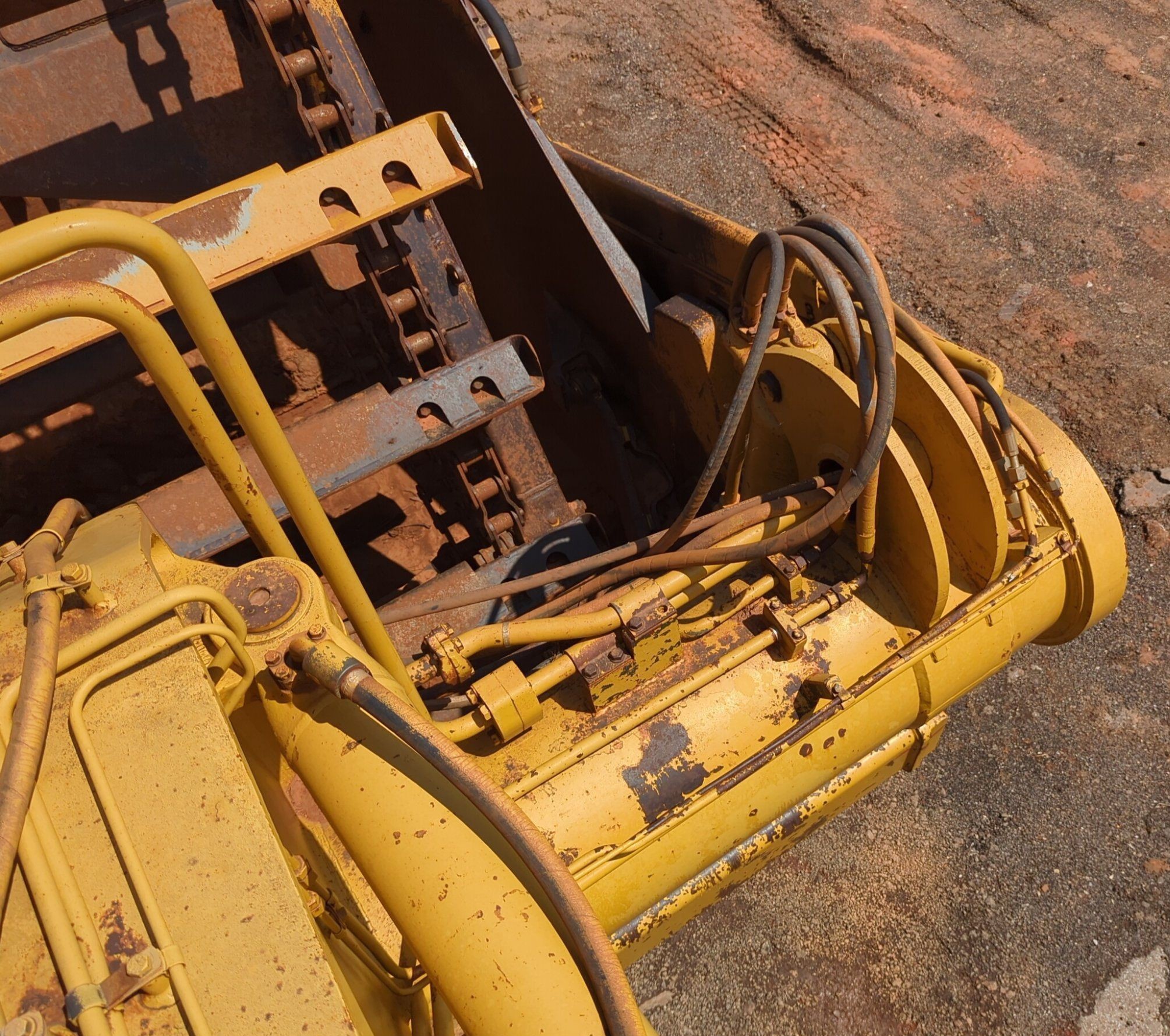 gallery 1995 Caterpillar 623F Elevating Scraper