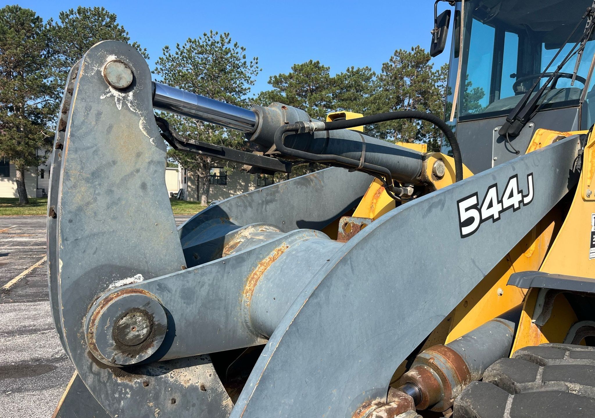 gallery 2005 John Deere 544J wheel loader