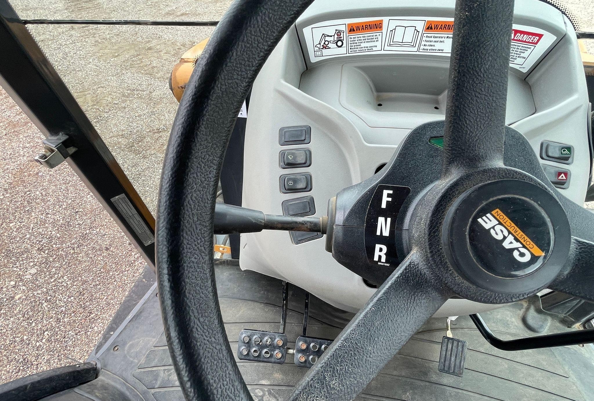 gallery 2018 Case 580N EP  backhoe