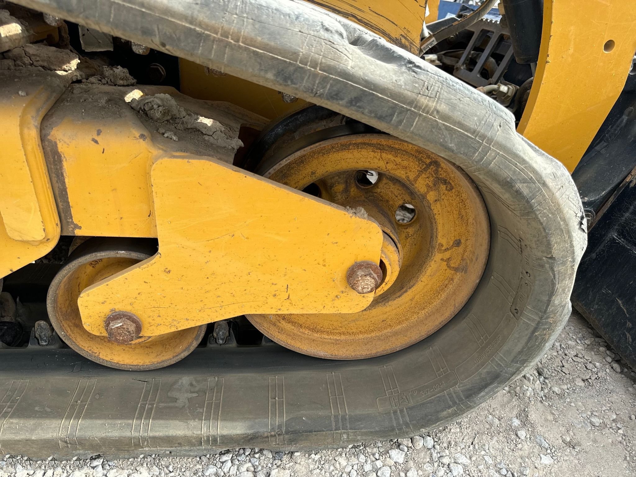 gallery 2019 Caterpillar 259D3 tracked skid steer loader
