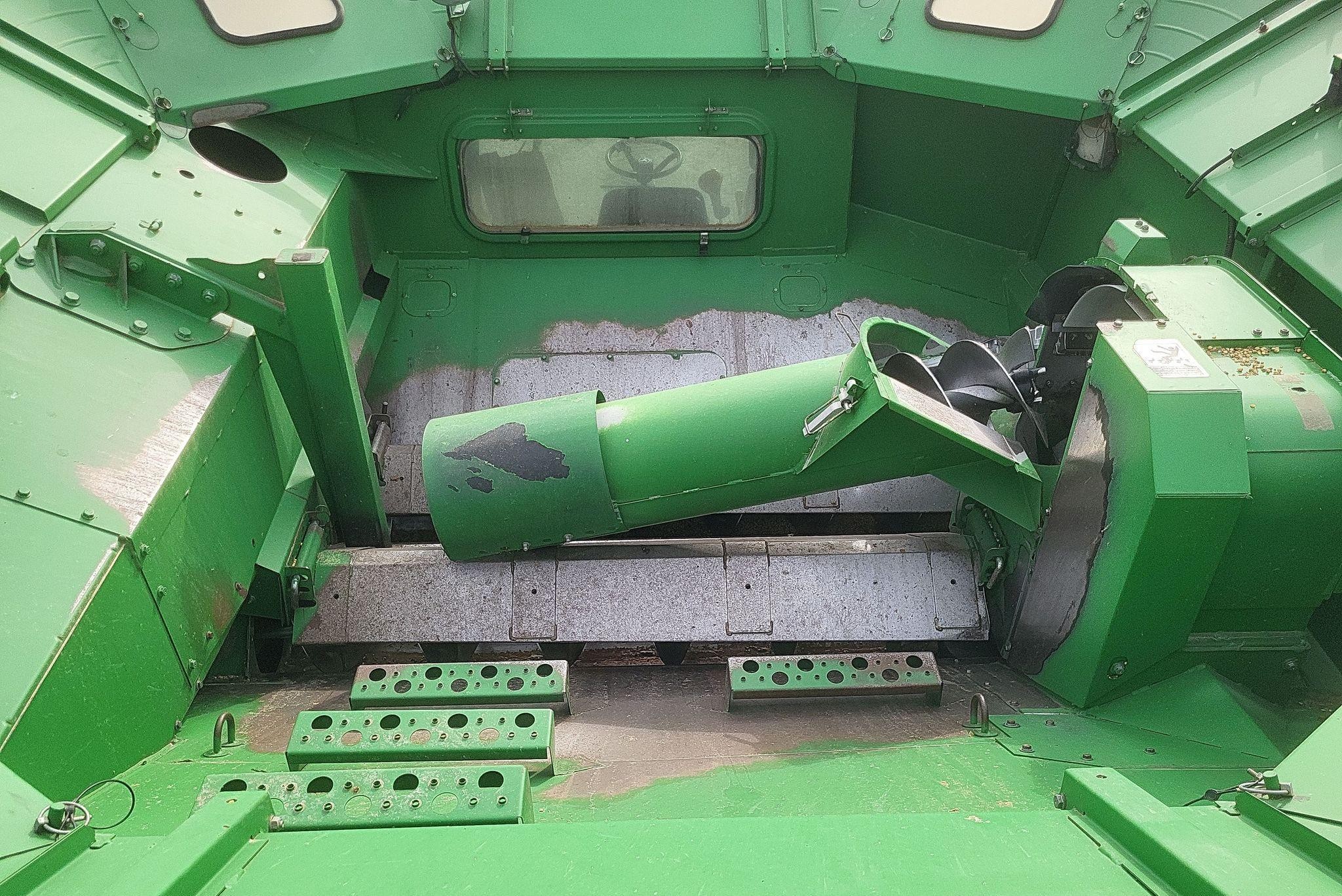 gallery 2008 John Deere 9770 STS RWA combine