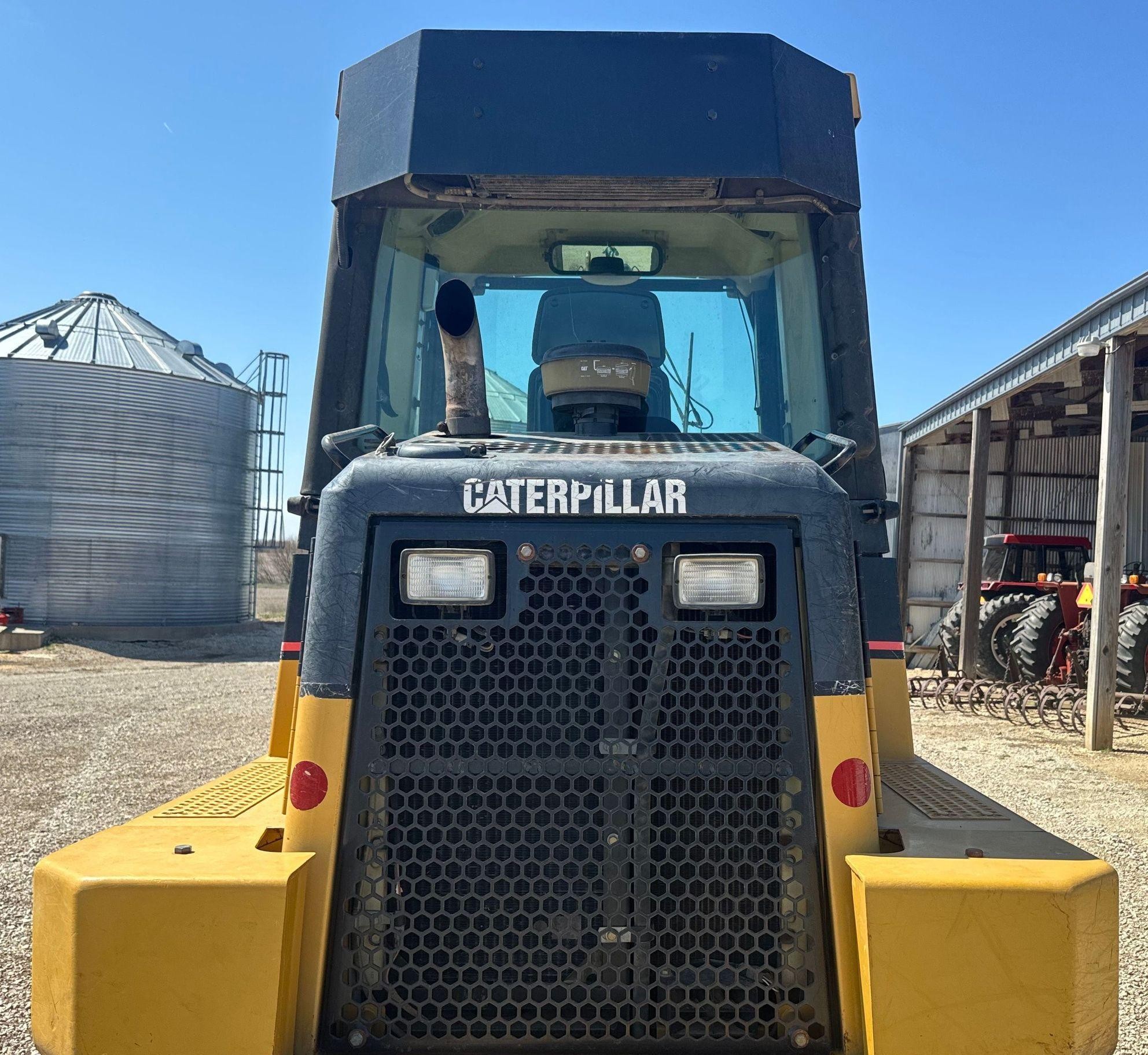 gallery 2002 Caterpillar 953C track loader