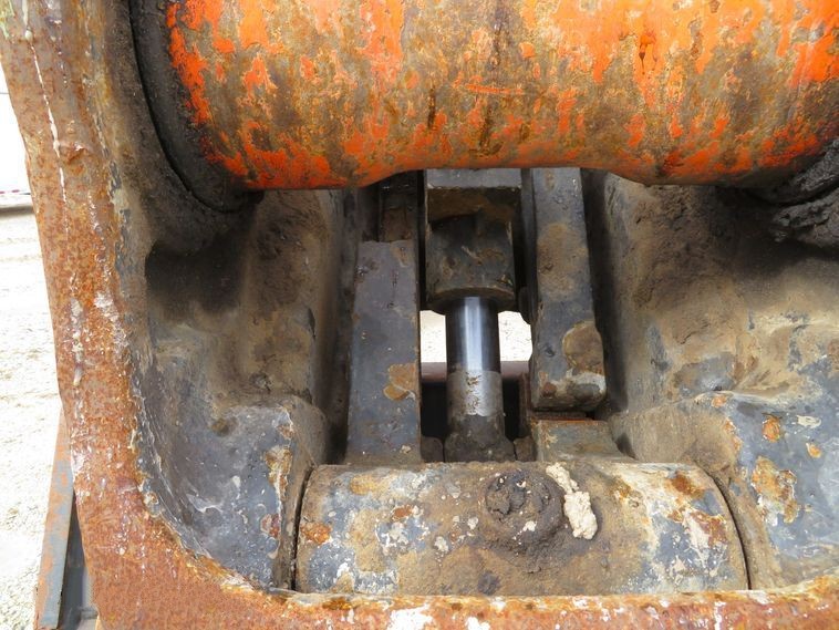 gallery 2014 Doosan DX225LC-3 excavator