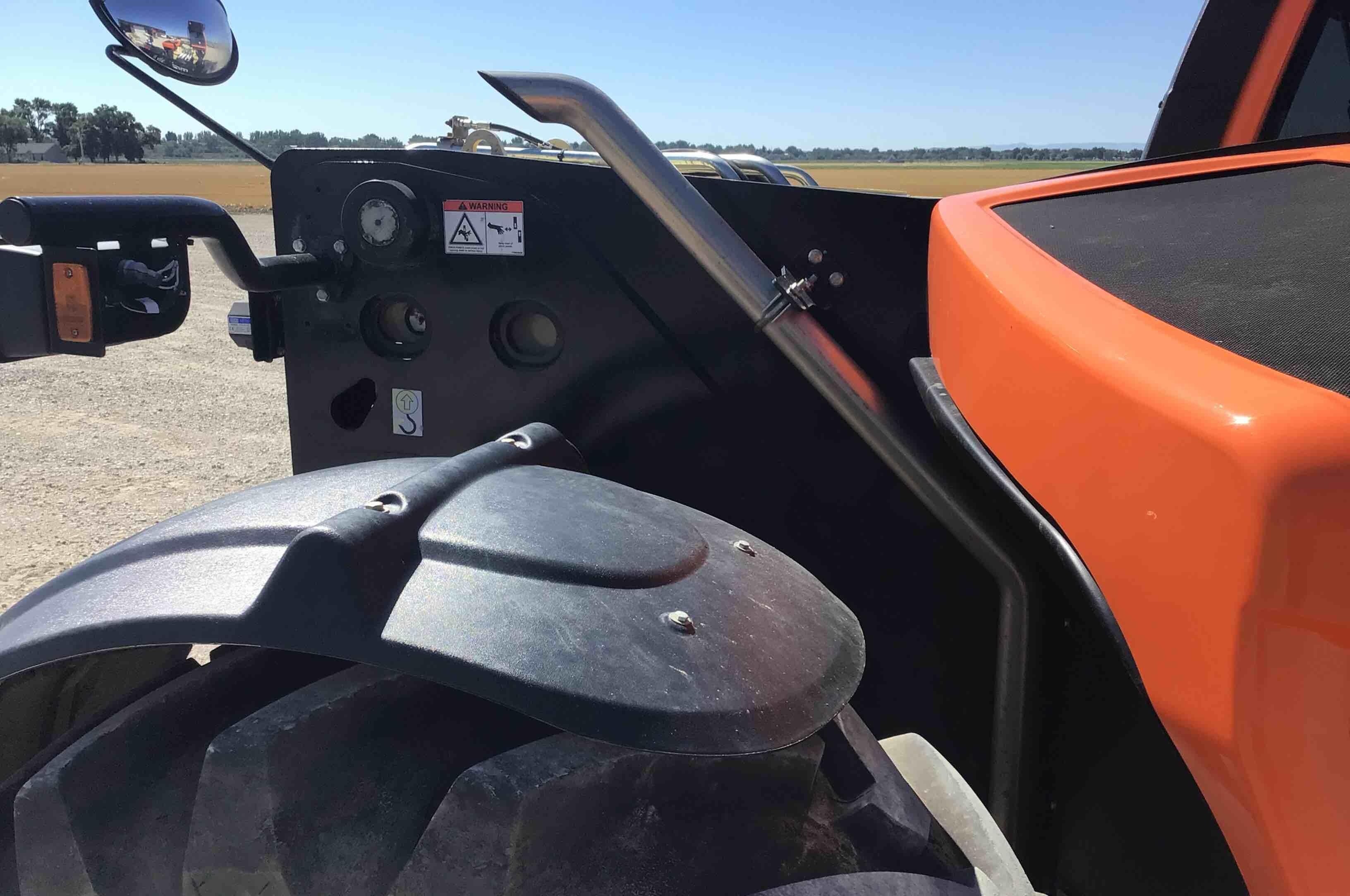gallery 2018 JLG 925 4x4x4 Telehandler