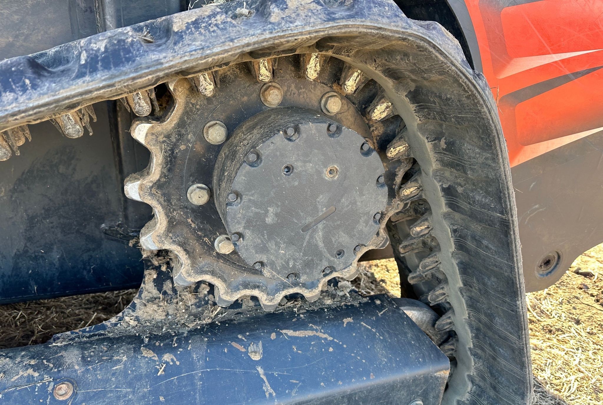 gallery 2019 Kubota SVL95-2S tracked skid steer loader