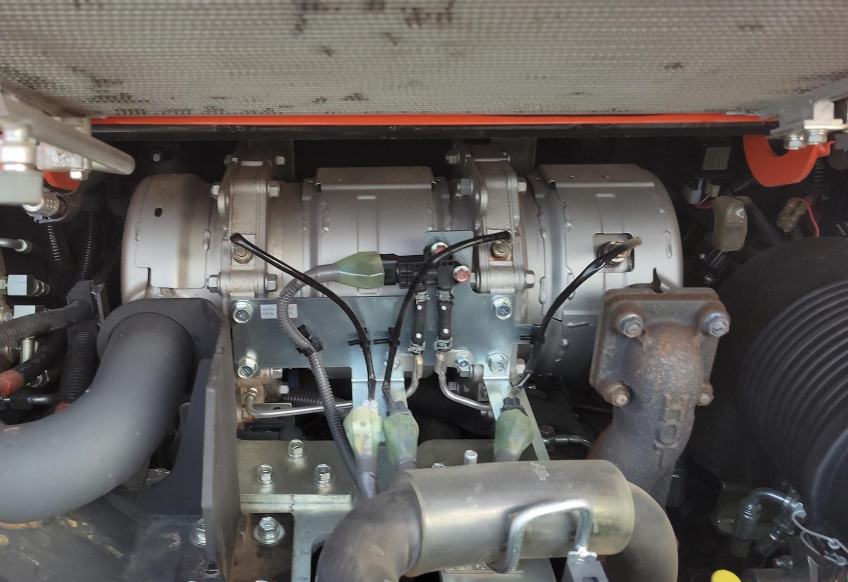 gallery 2021 KUBOTA SVL75-2 SKID STEER