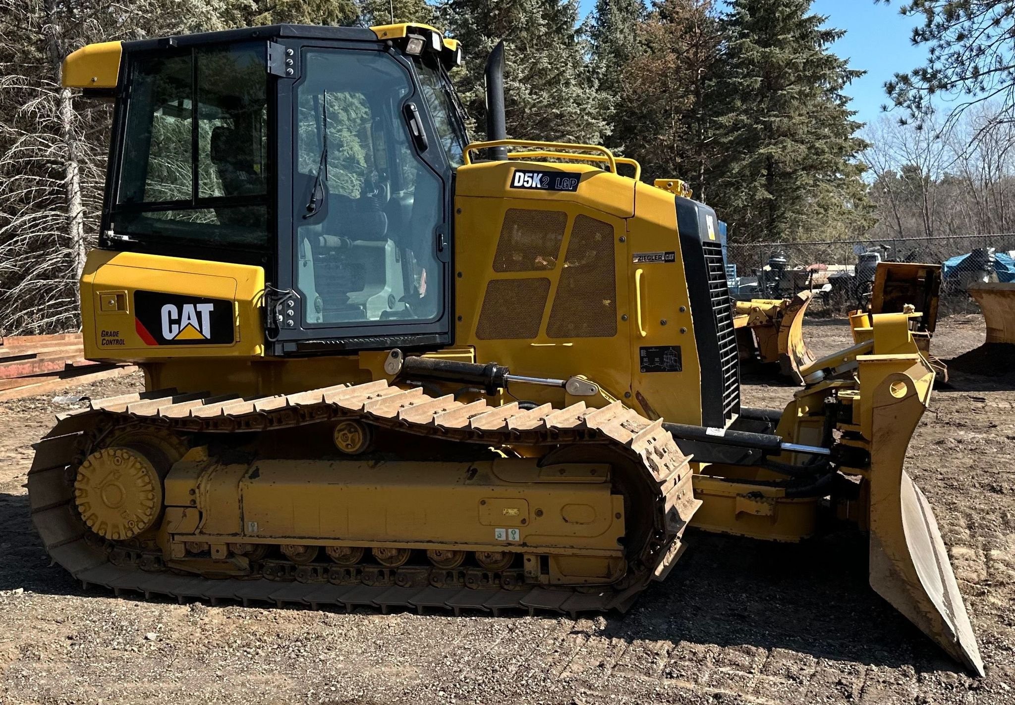 gallery 2019 Caterpillar D5K2 LGP dozer
