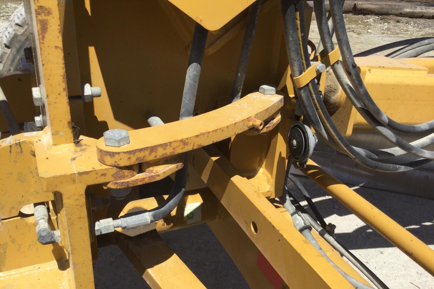 gallery 2011 Caterpillar 140M VHP Grader