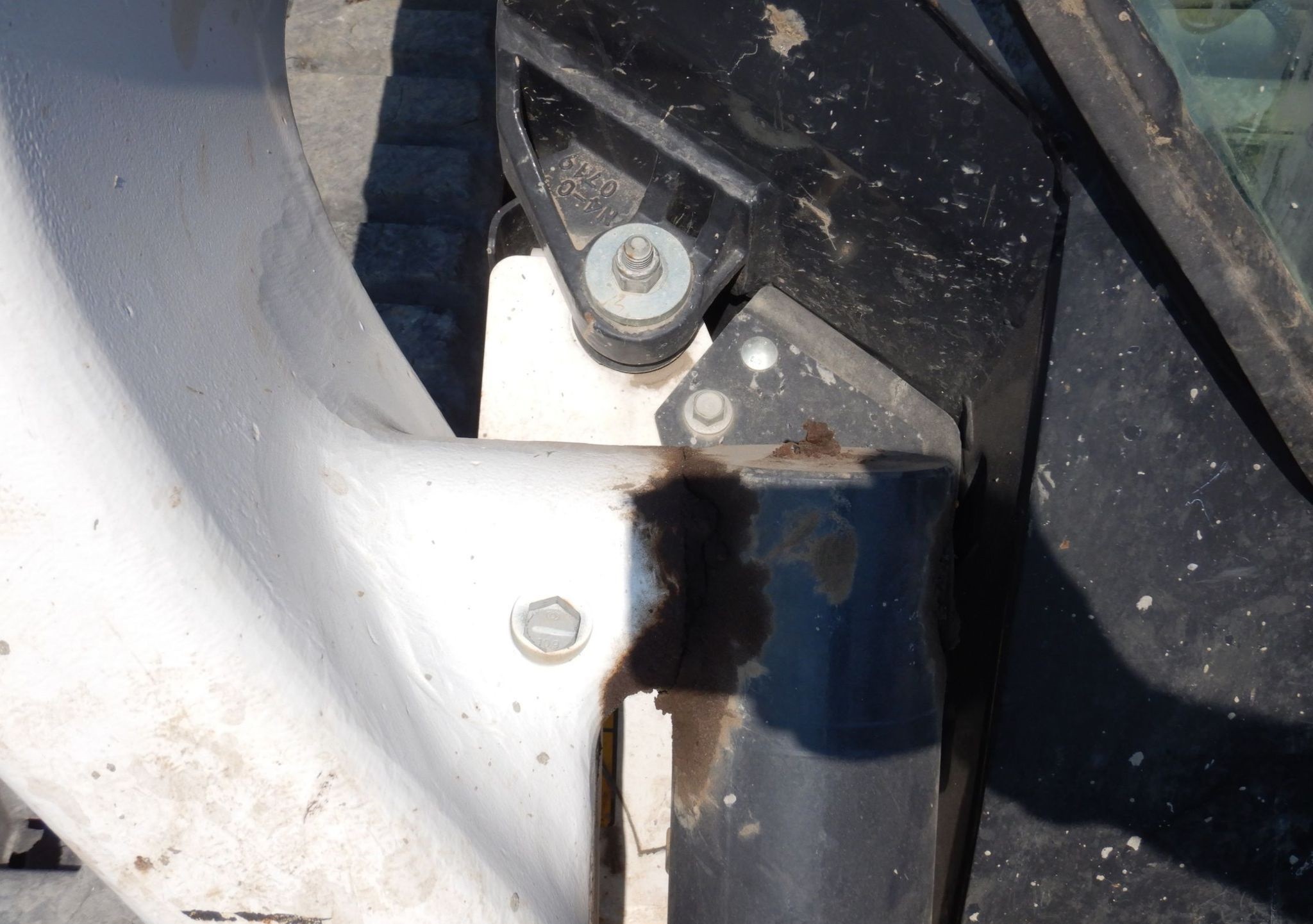 gallery 2020 Loader Bobcat T76 Skid Steer