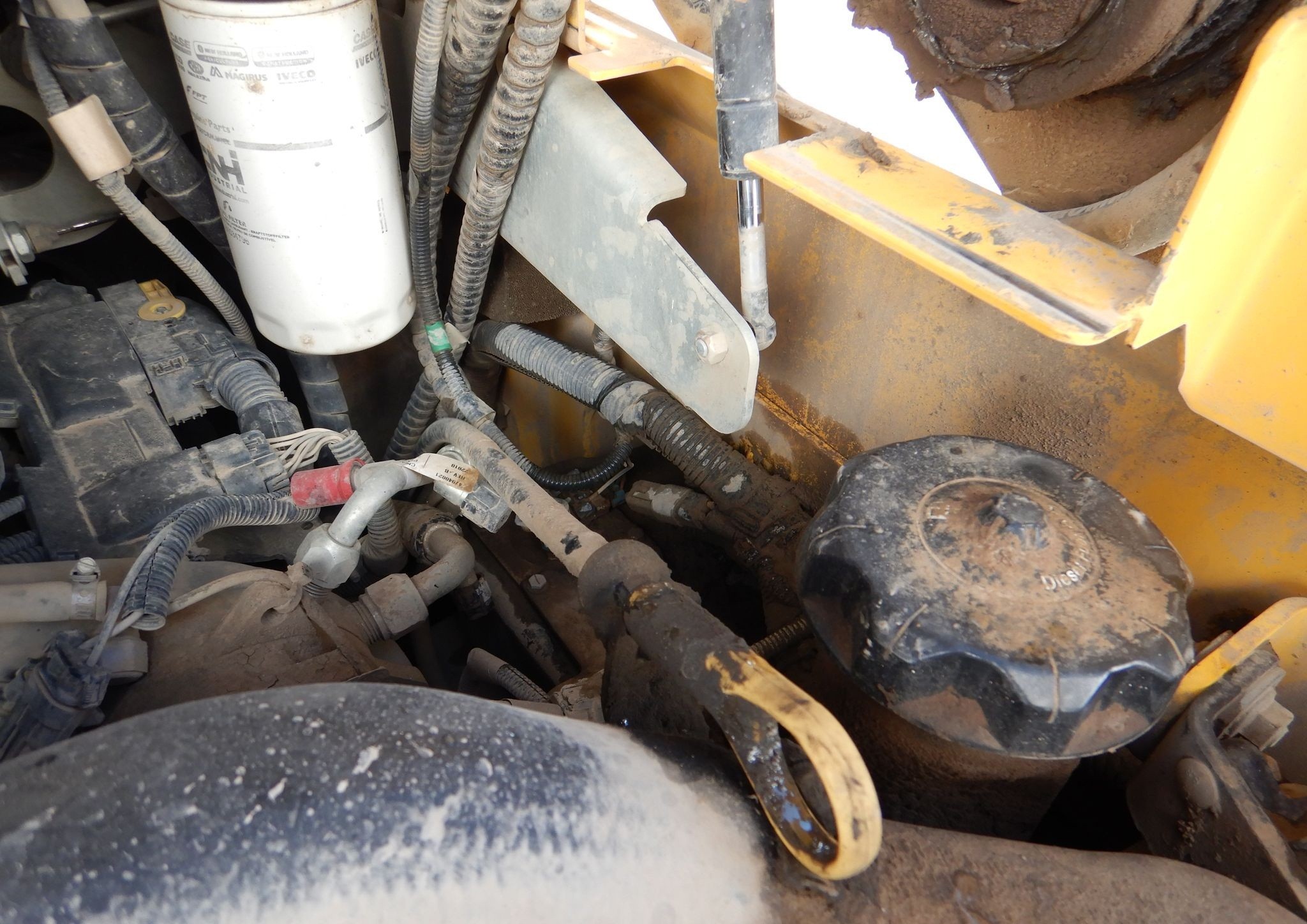 gallery New Holland C245 tracked skid steer loader