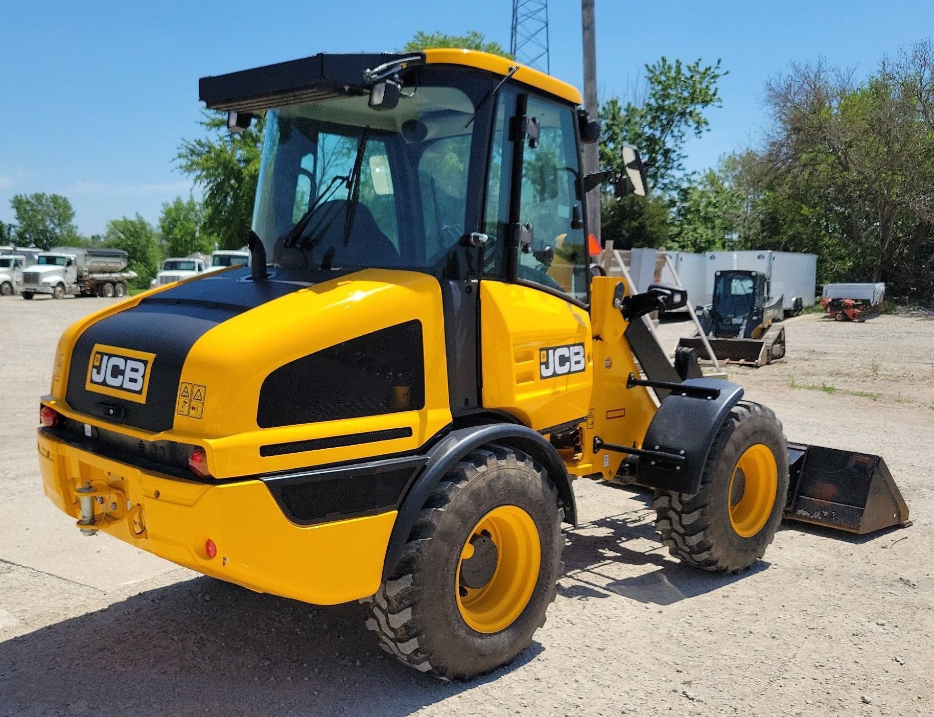 gallery 2022 JCB 407 wheel loader