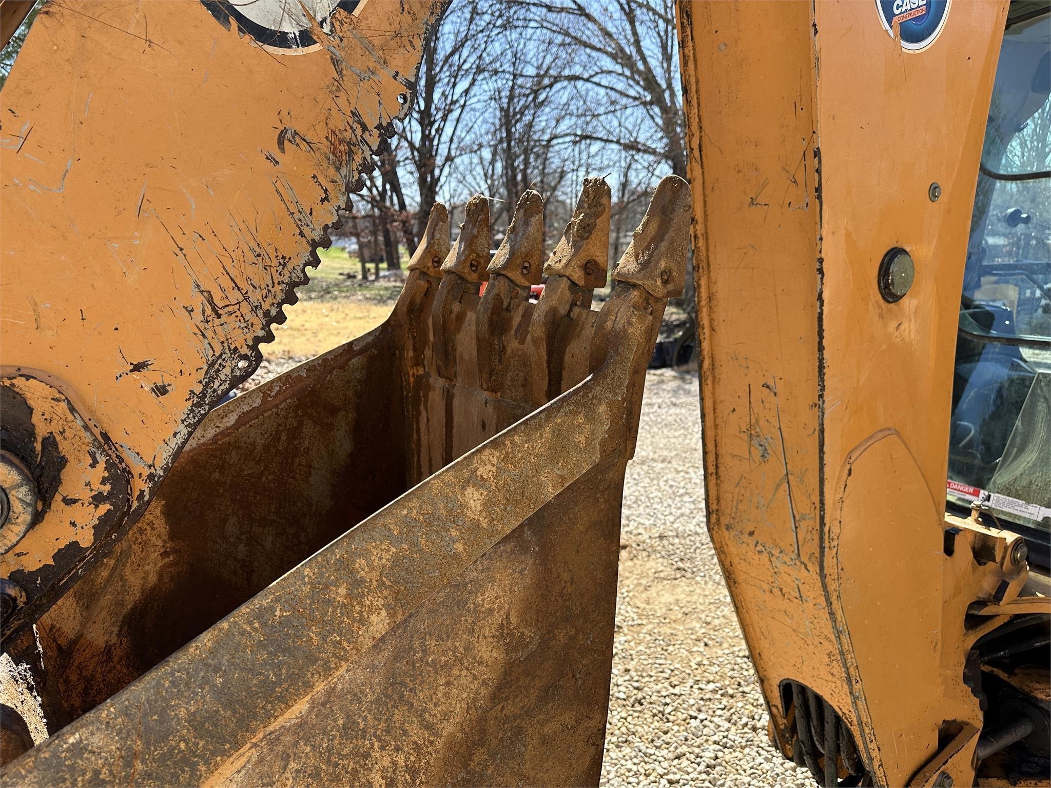 gallery 2018 CASE 580SN Backhoe