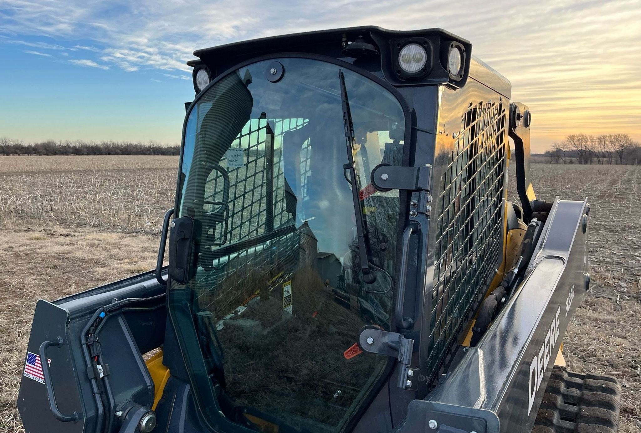 gallery 2019 John Deere 325G tracked skid steer loader
