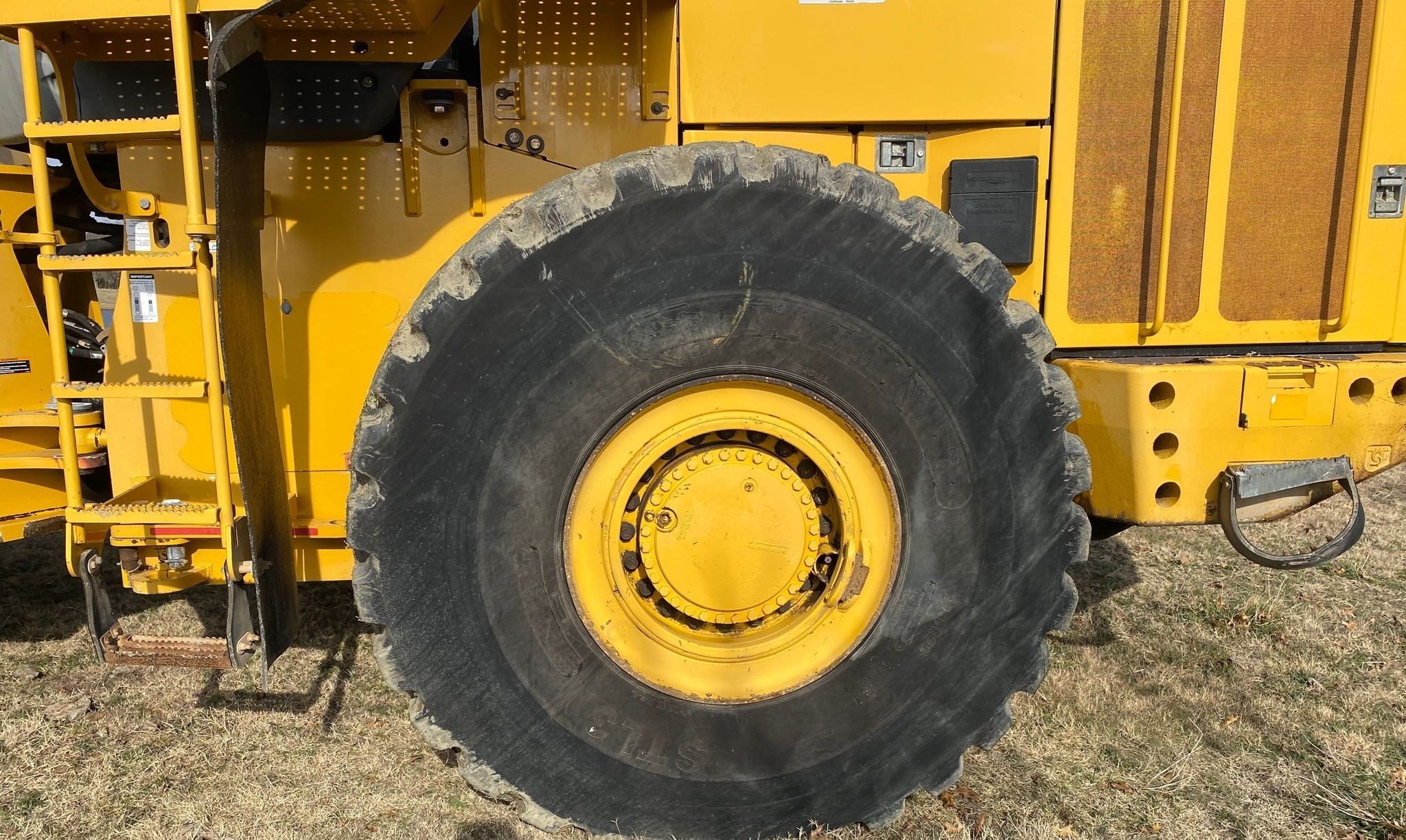 gallery 2011 John Deere 844K wheel loader