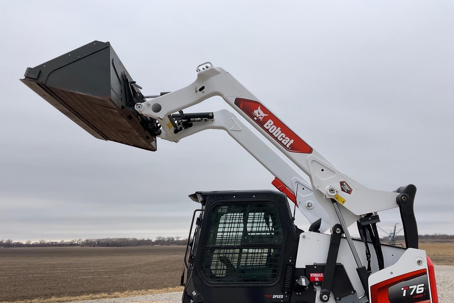gallery 2021 Bobcat T76 R-Series Compact Track Loader