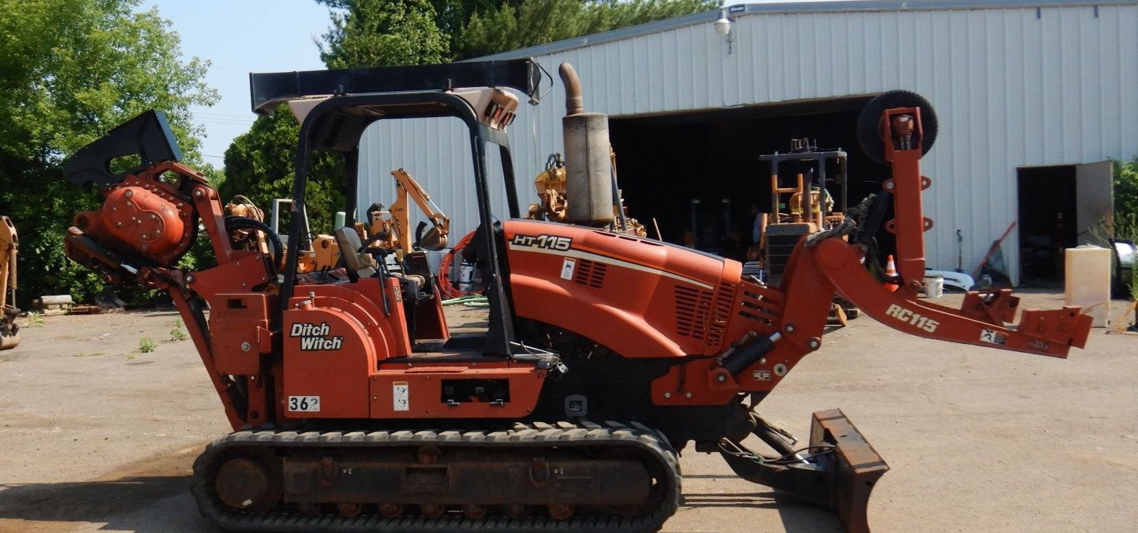 gallery 2004 Ditch Witch HT115 cable plow