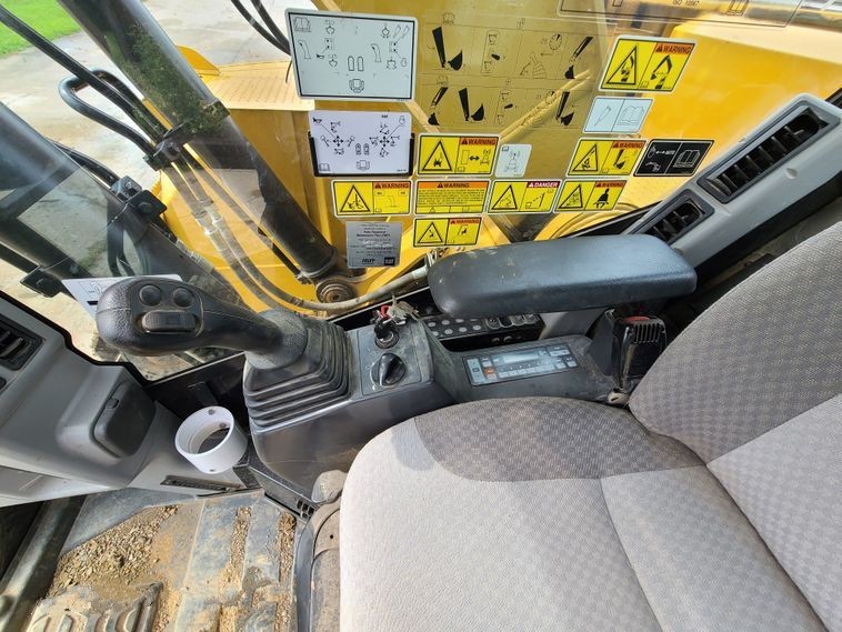 gallery 2014 Caterpillar 321D LCR excavator