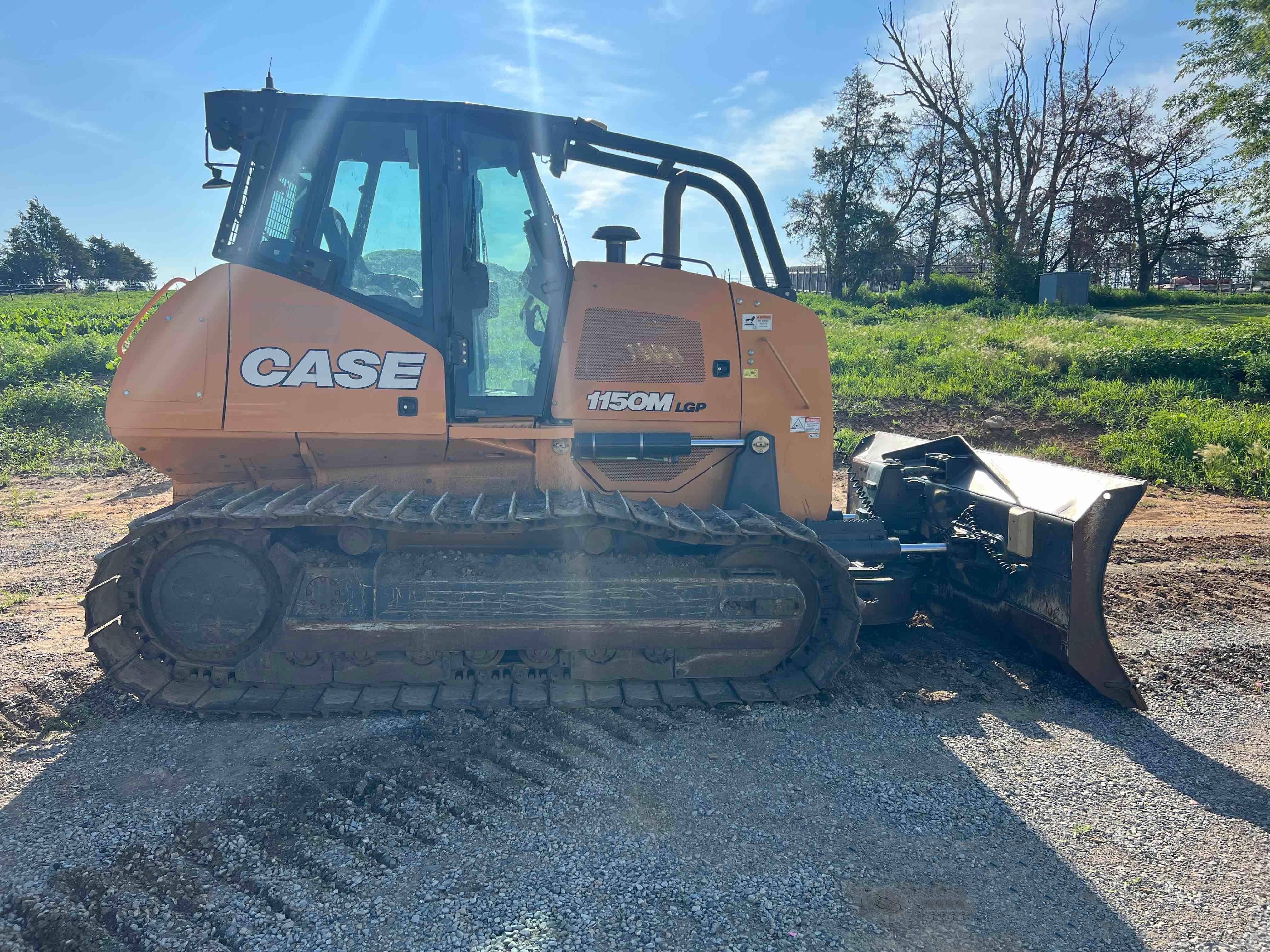 gallery 2017 Case 1150M LGP Crawler Dozer