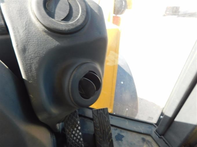 gallery 2014 John Deere 524K High Lift Wheel Loader