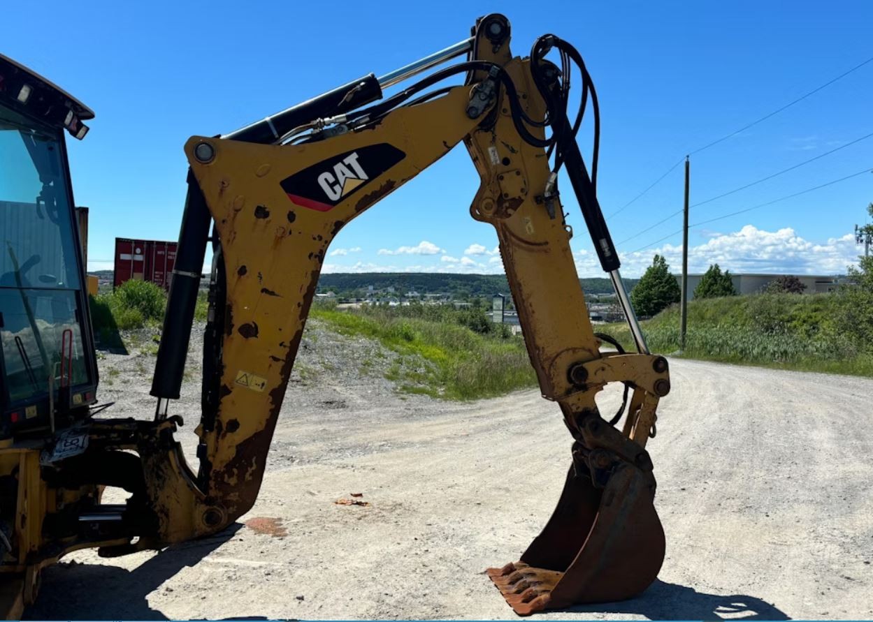 gallery 2016 Caterpillar 420F2 IT 4WD Backhoe