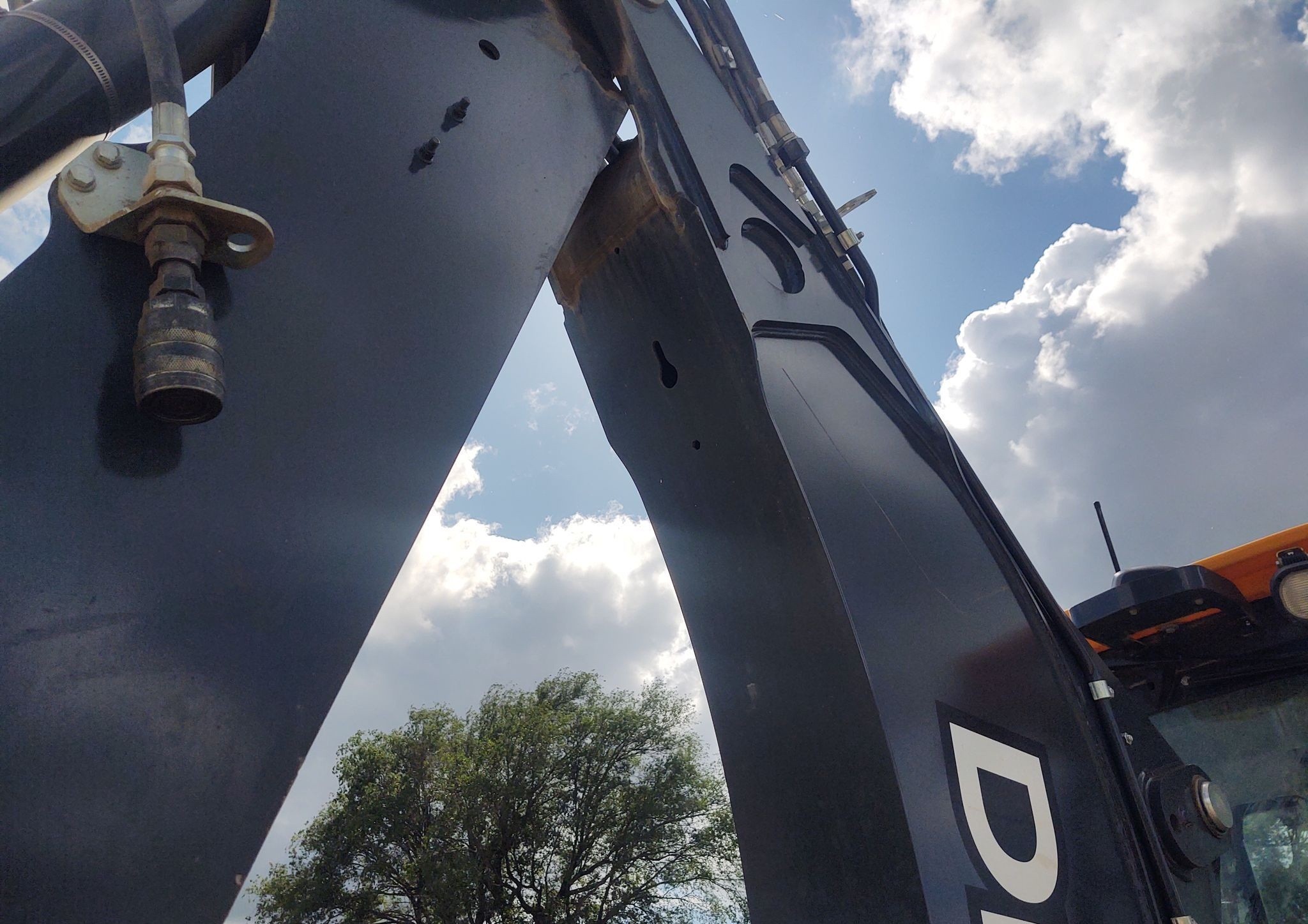 gallery 2018 John Deere 410L backhoe