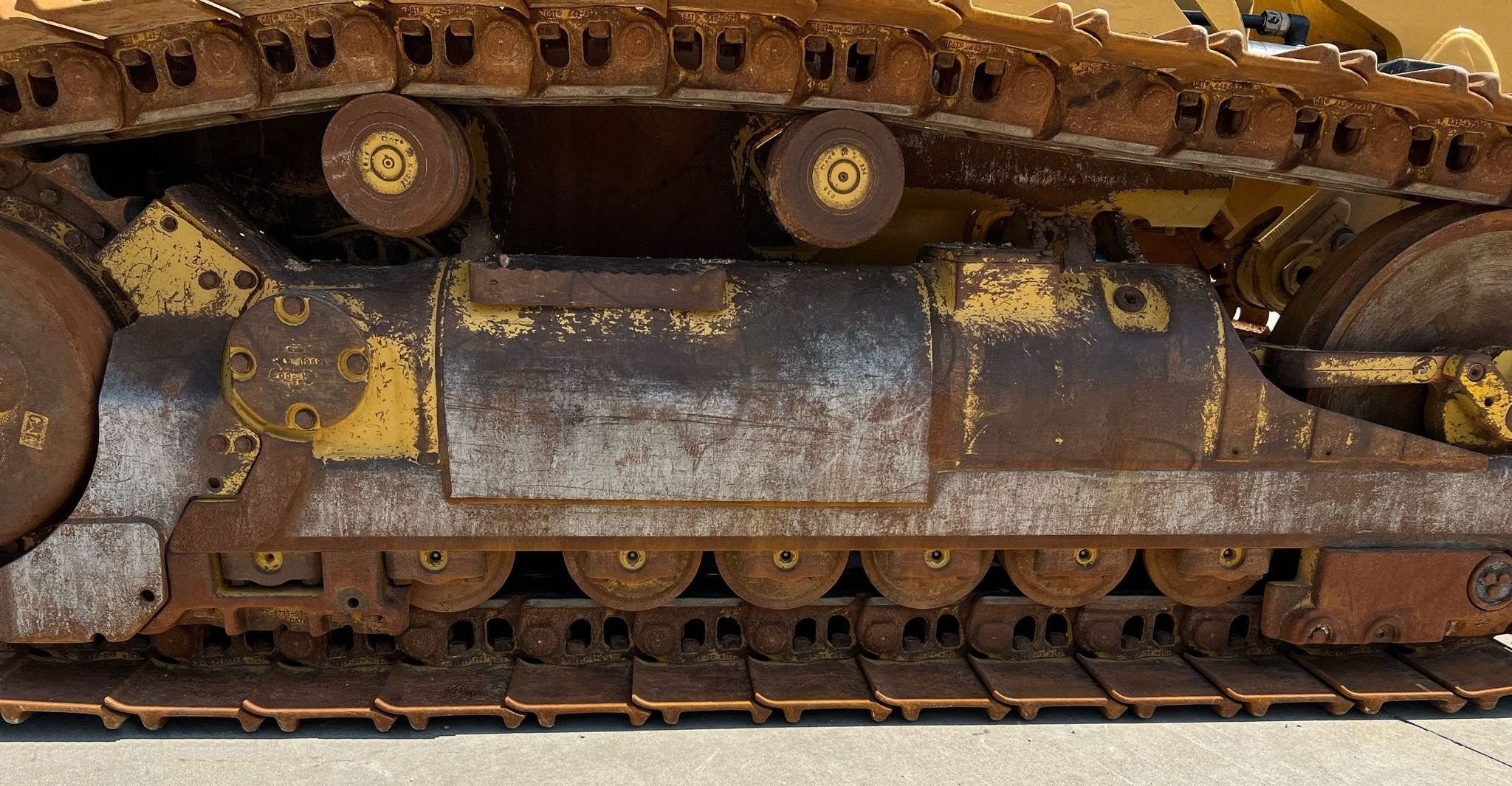 gallery 2016 Caterpillar 963K track loader