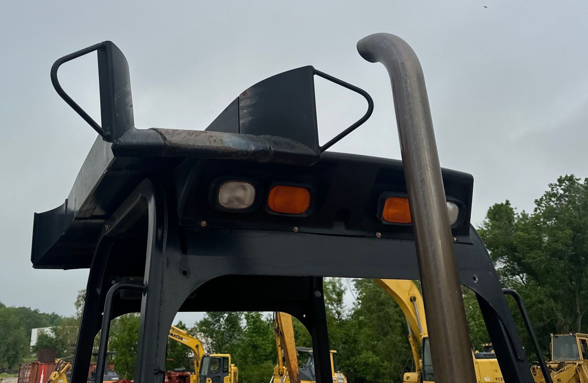 gallery 2013 Ditch Witch RT120 Quad trencher