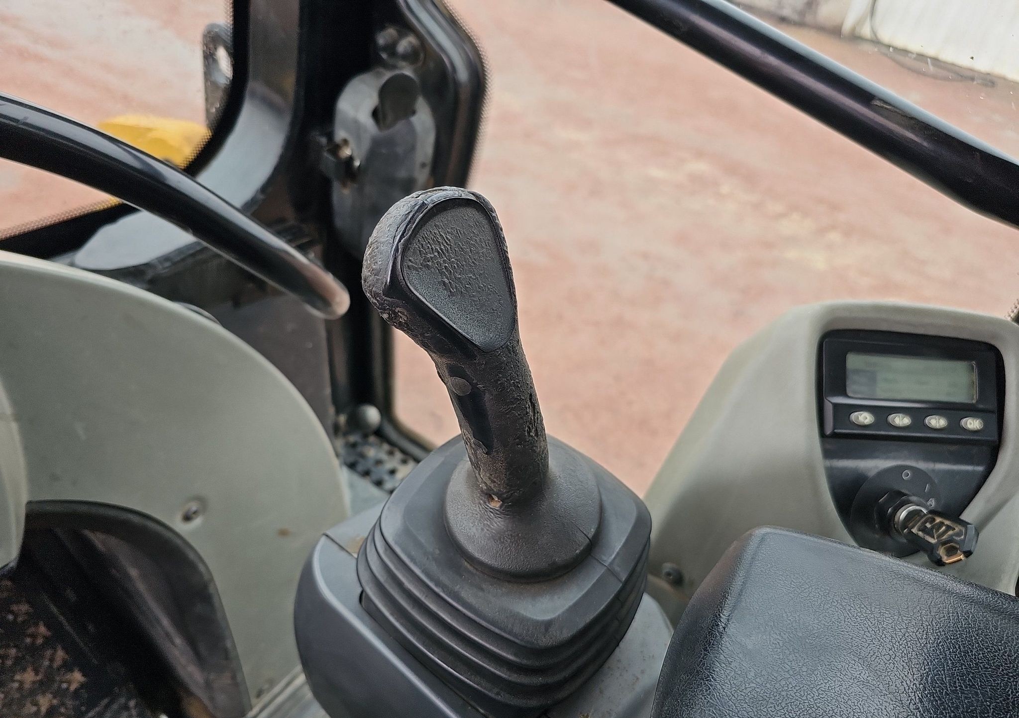 gallery 2015 Caterpillar 963D track loader