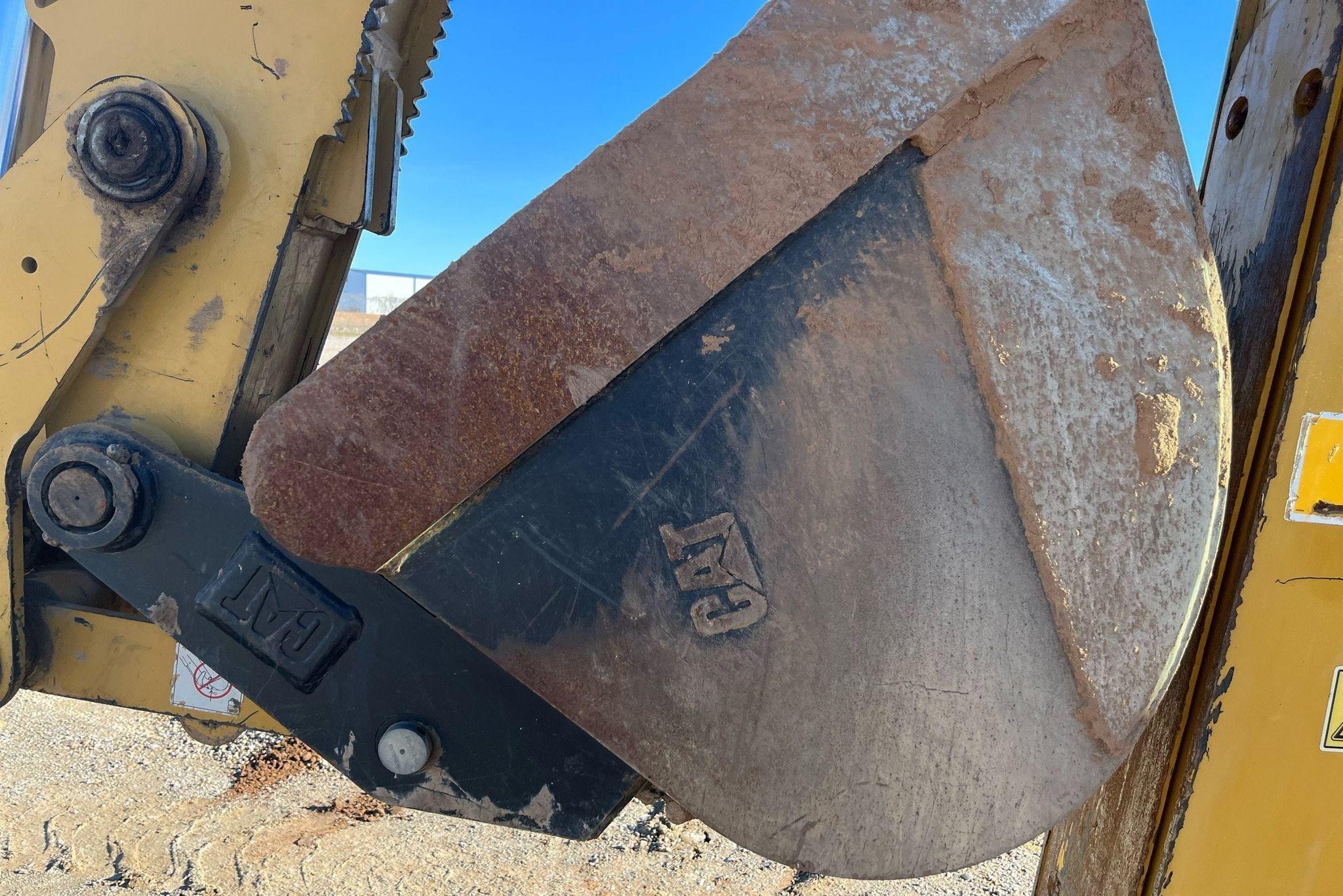 gallery 2021 Caterpillar 420ST HRC backhoe