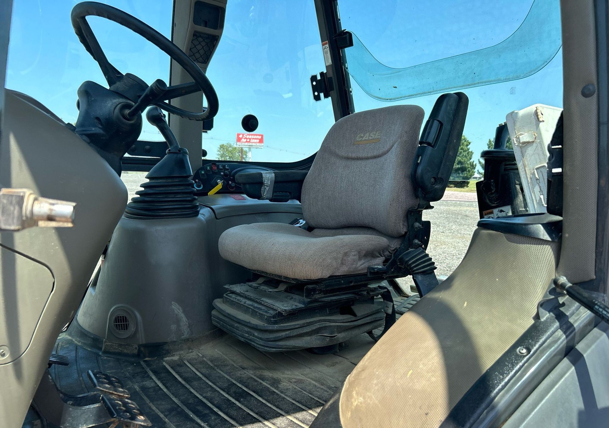 gallery 2013 Case 580 Super N backhoe