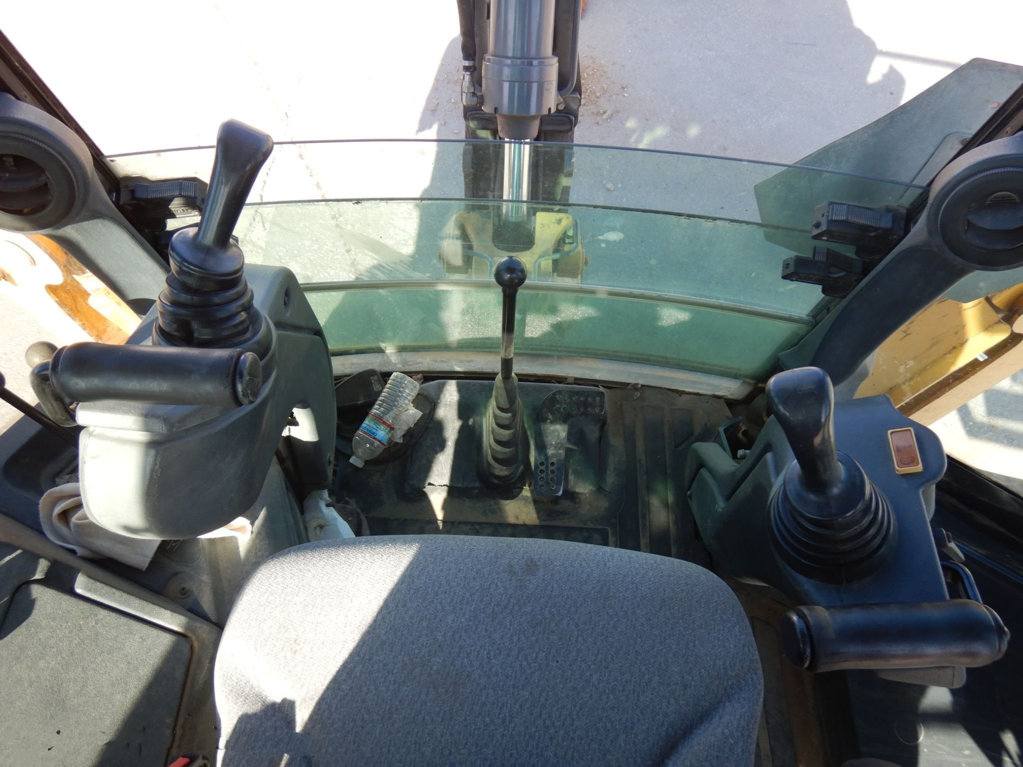 gallery 2012 John Deere 410K backhoe