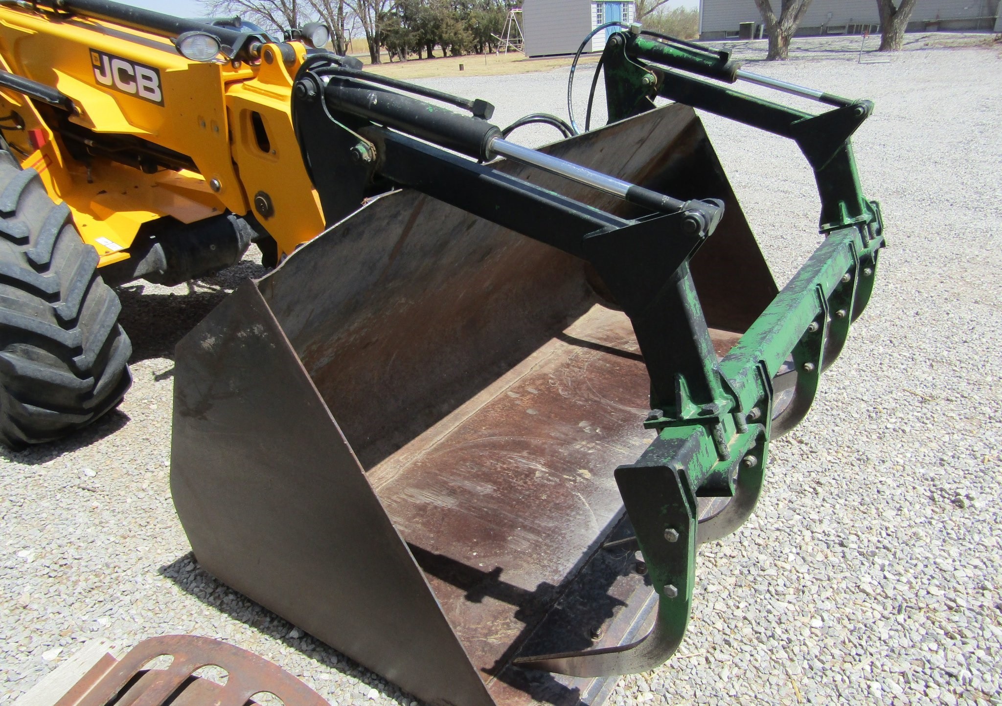 gallery 2013 JCB TM320 articulated telehandler