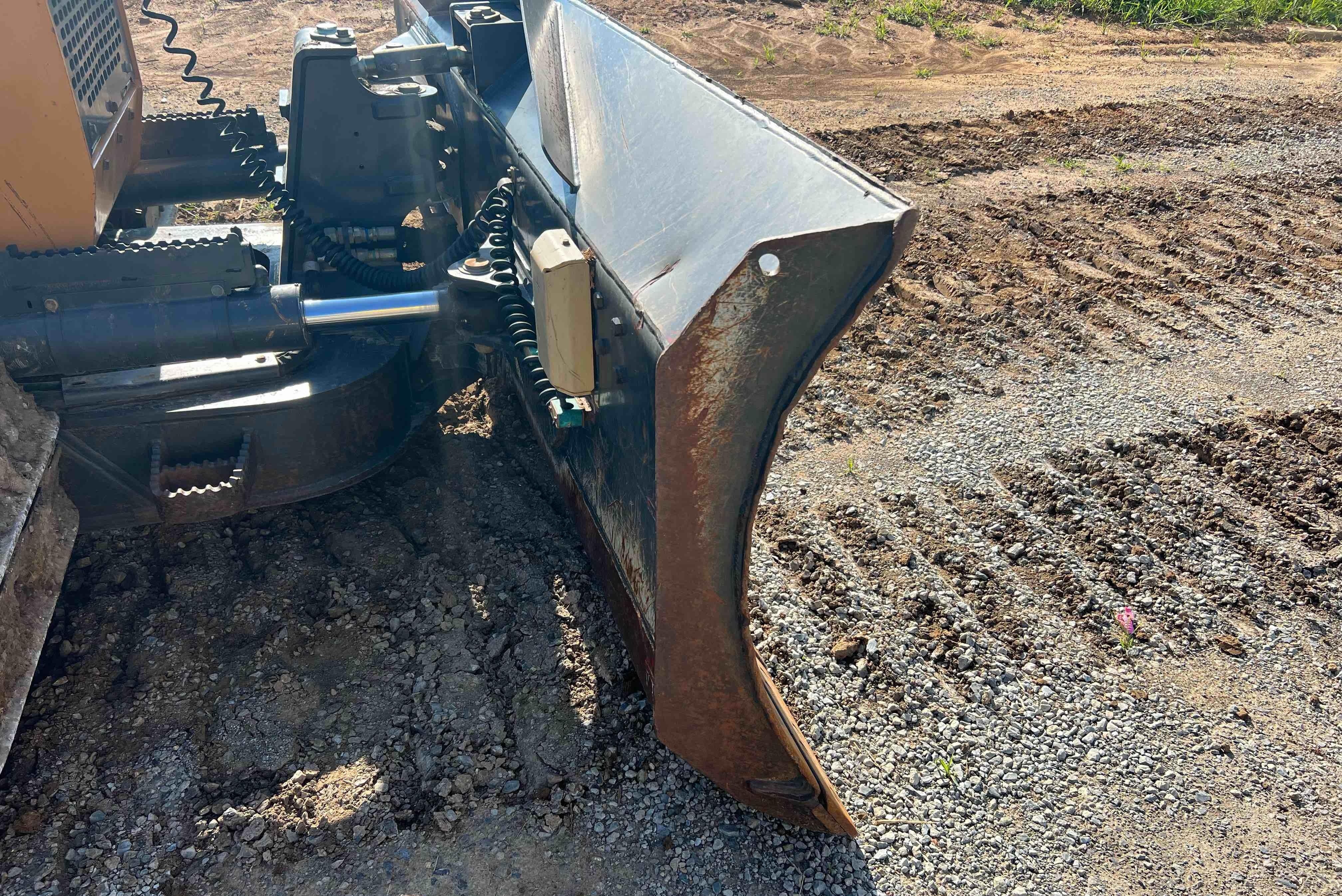 gallery 2017 Case 1150M LGP Crawler Dozer