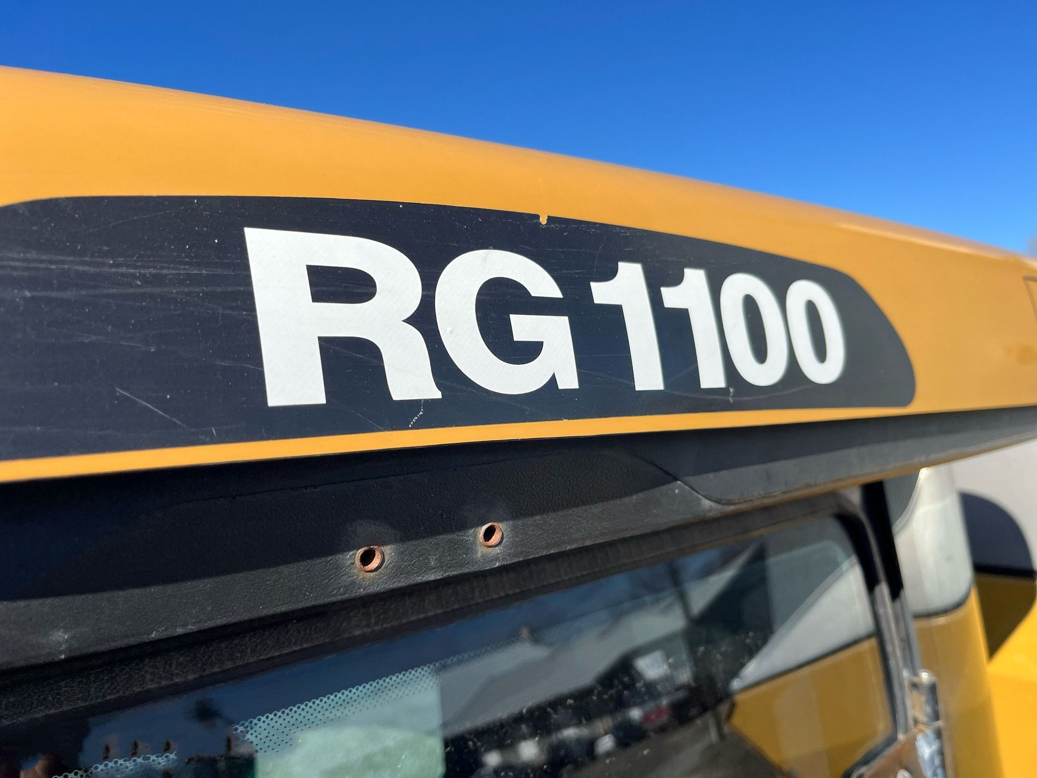 gallery 2013 Rogator RG1100 applicator