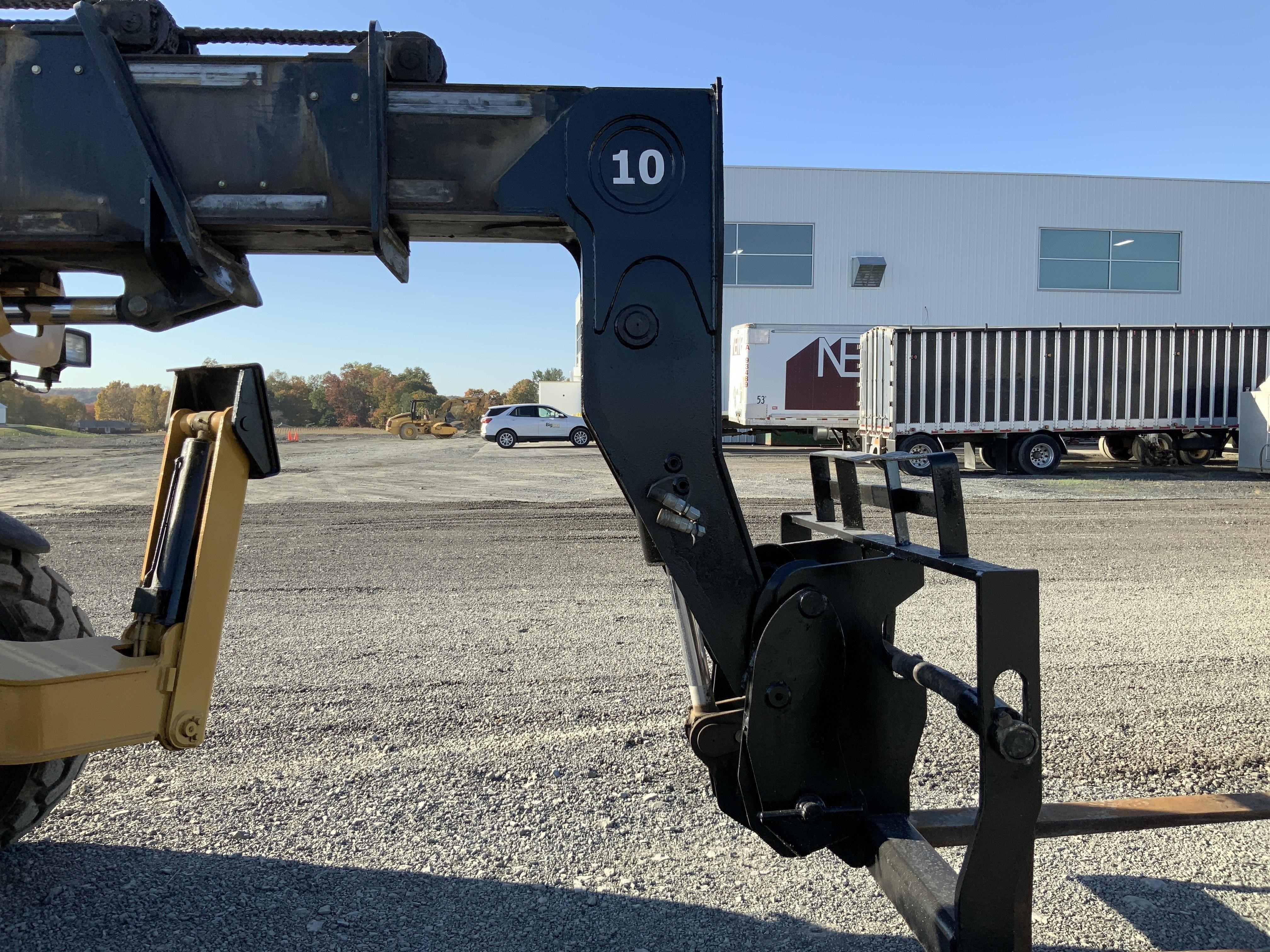 gallery 2013 Caterpillar TL1055C Telehandler