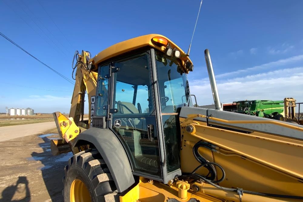 gallery 2006 John Deere 410G 4x4 Loader Backhoe WExtendahoe
