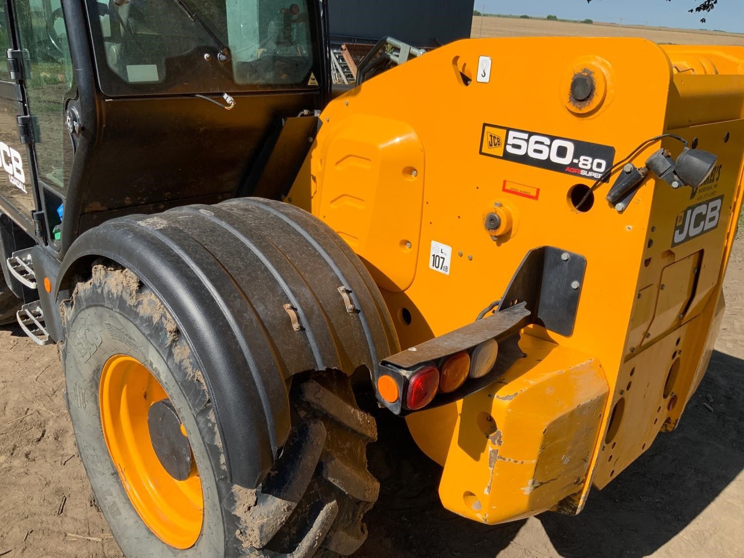 gallery 2017 Jcb 560-80AGS 4x4x4 Telehandler