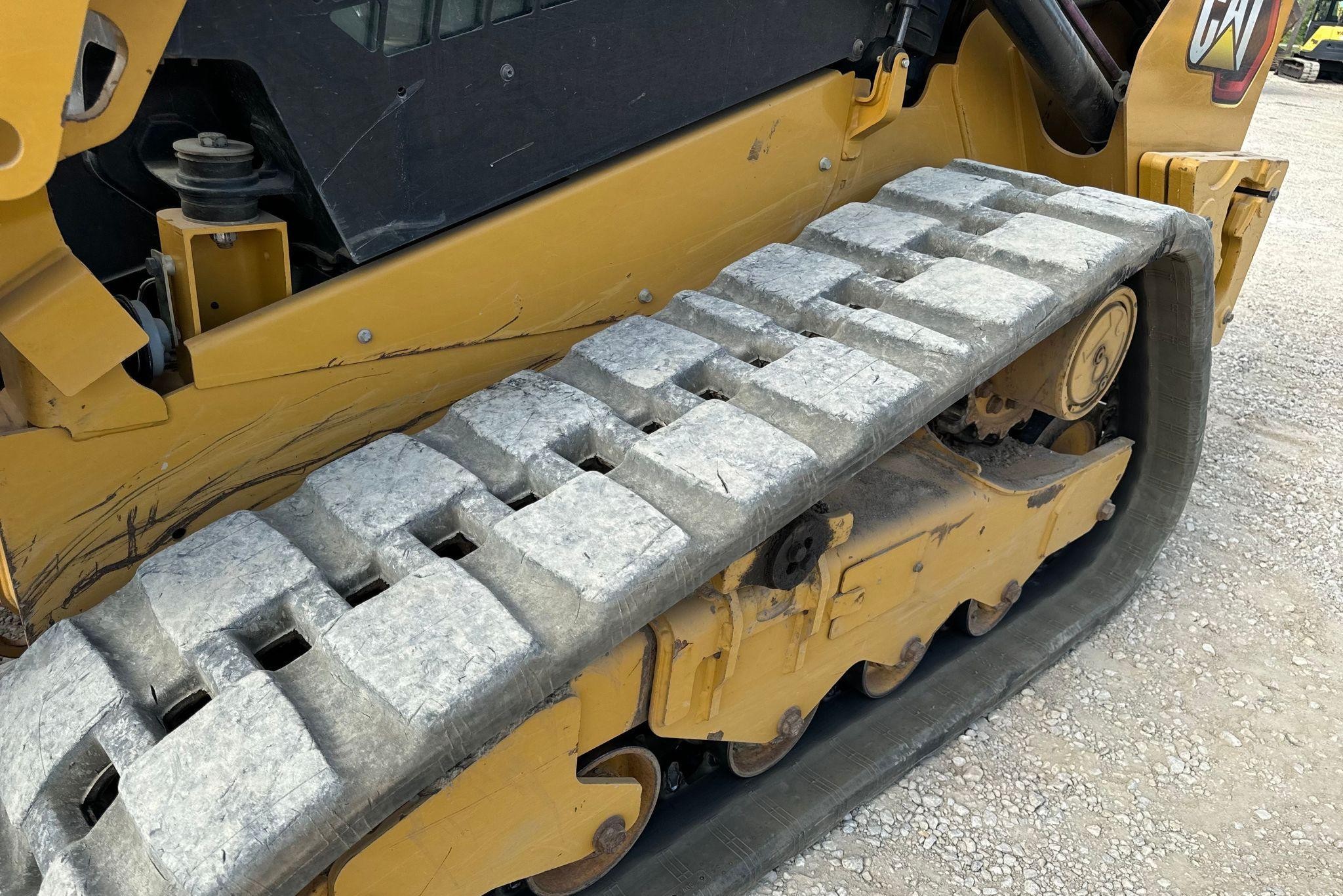 gallery 2019 Caterpillar 259D3 tracked skid steer loader