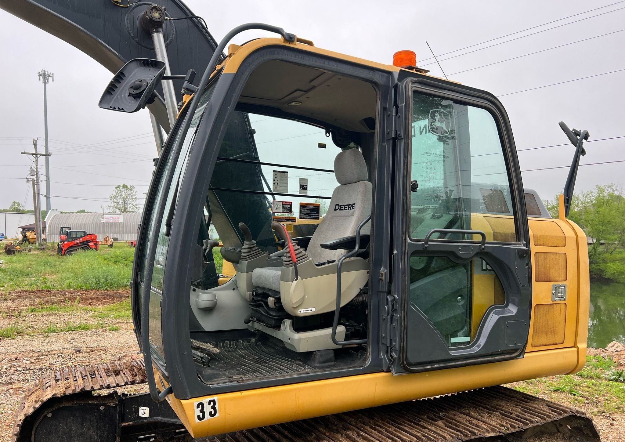 gallery 2014 John Deere 130G excavator