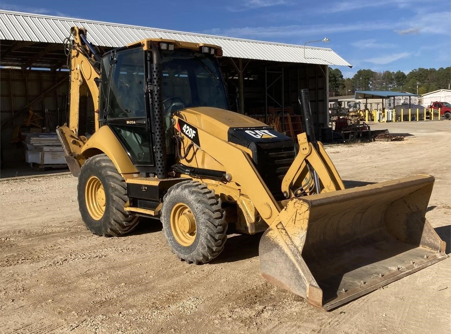 gallery 2014 Caterpillar 420F Backhoe