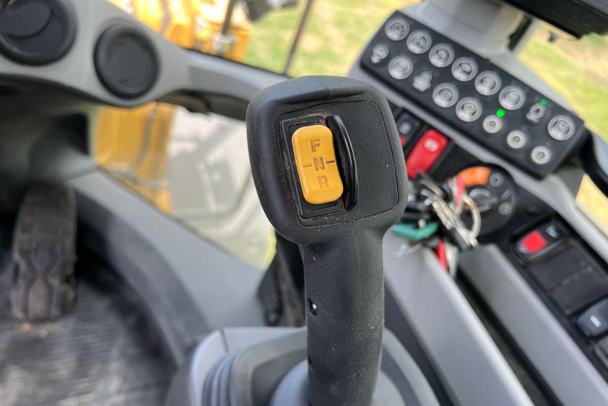 gallery 2020 Caterpillar 926M wheel loader