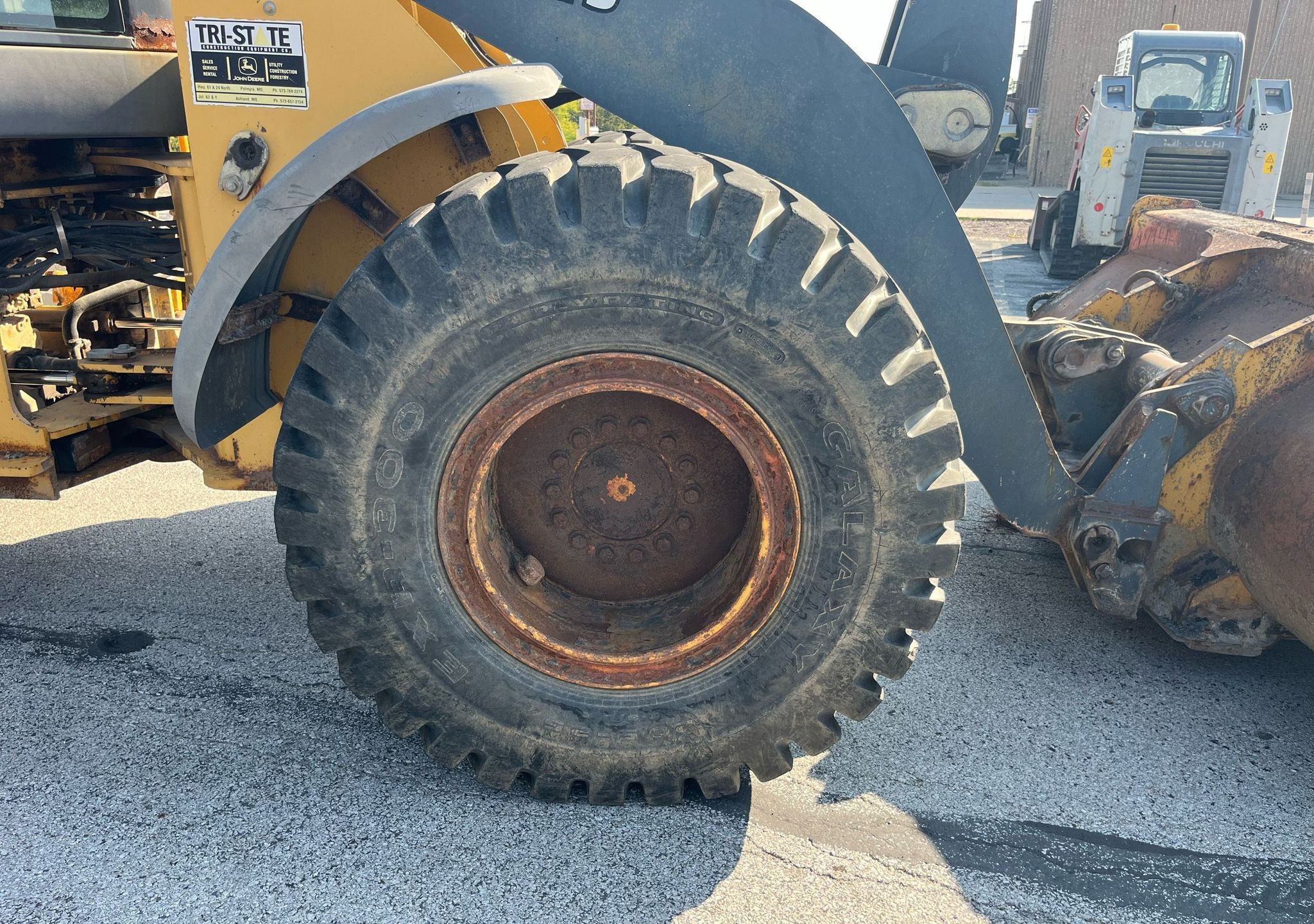 gallery 2005 John Deere 544J wheel loader