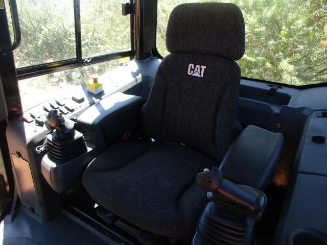gallery 2014 Caterpillar D3K2 XL Crawler Dozer Tractor 6 Way Blade
