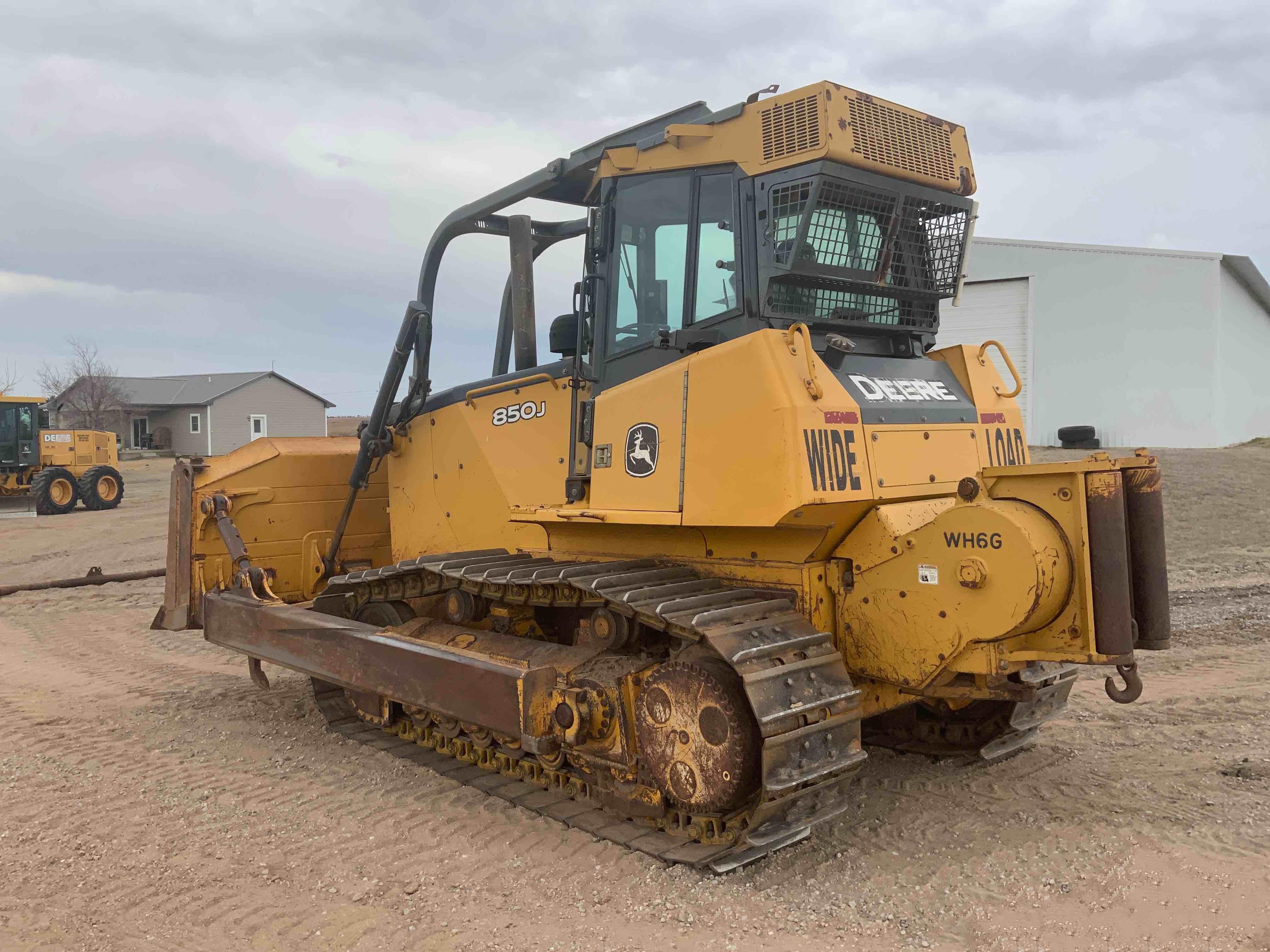 gallery 2007 John Deere 850J Dozer